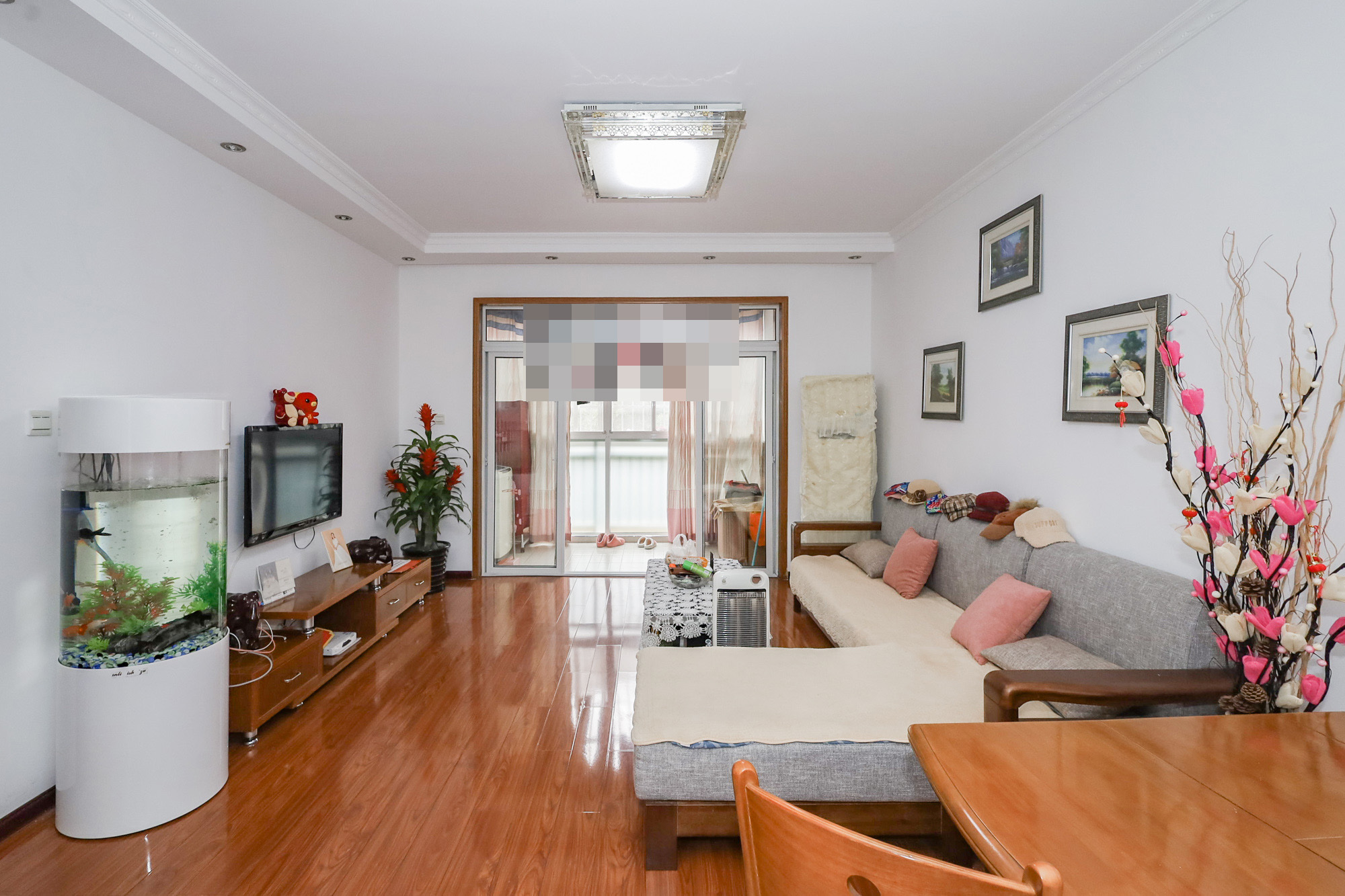 金麓西岸和苑 2室2厅1卫 68.0万 金麓西岸和苑 2室2厅1卫 68.0万客厅