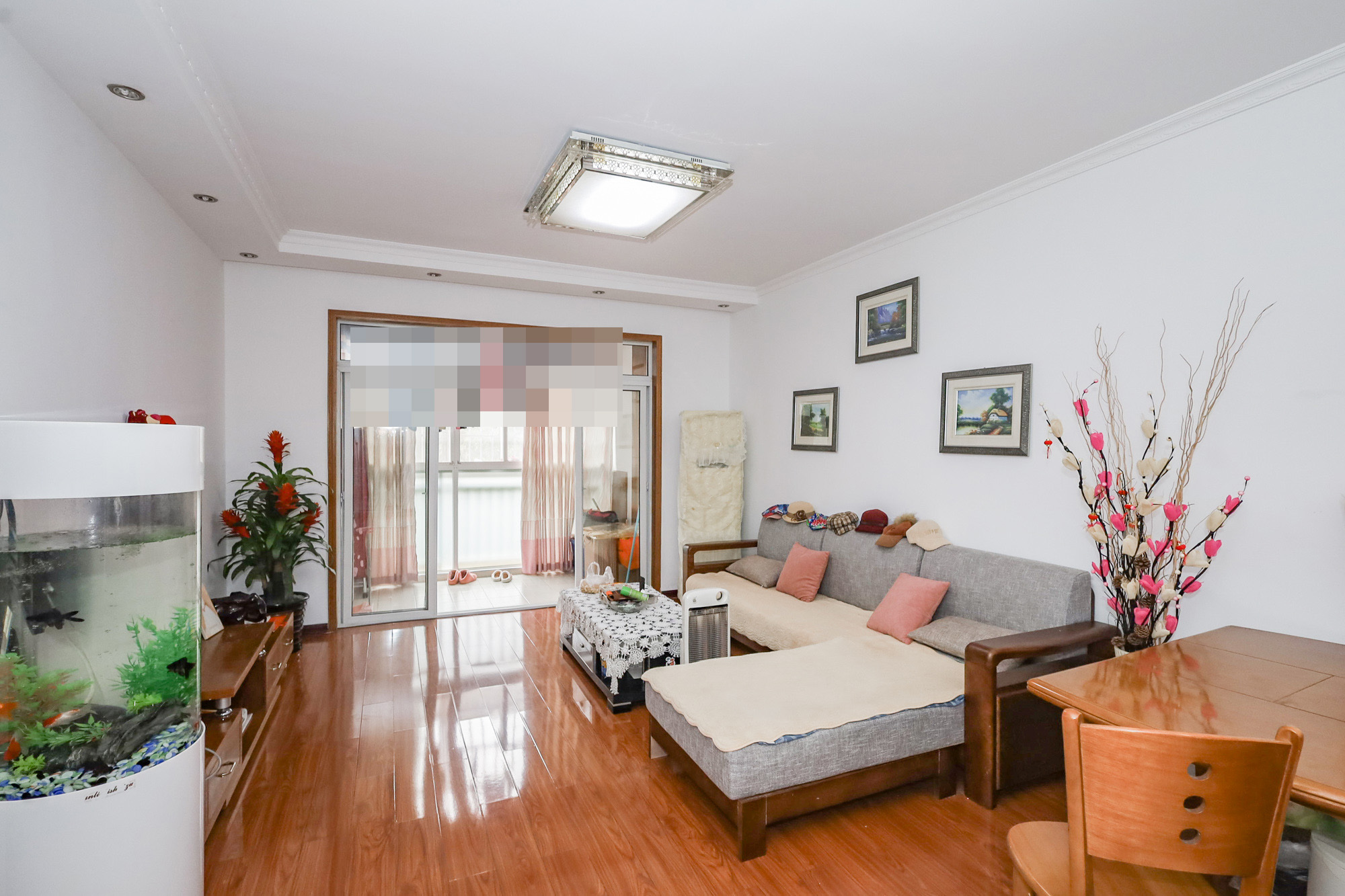 金麓西岸和苑 2室2厅1卫 68.0万 金麓西岸和苑 2室2厅1卫 68.0万客厅