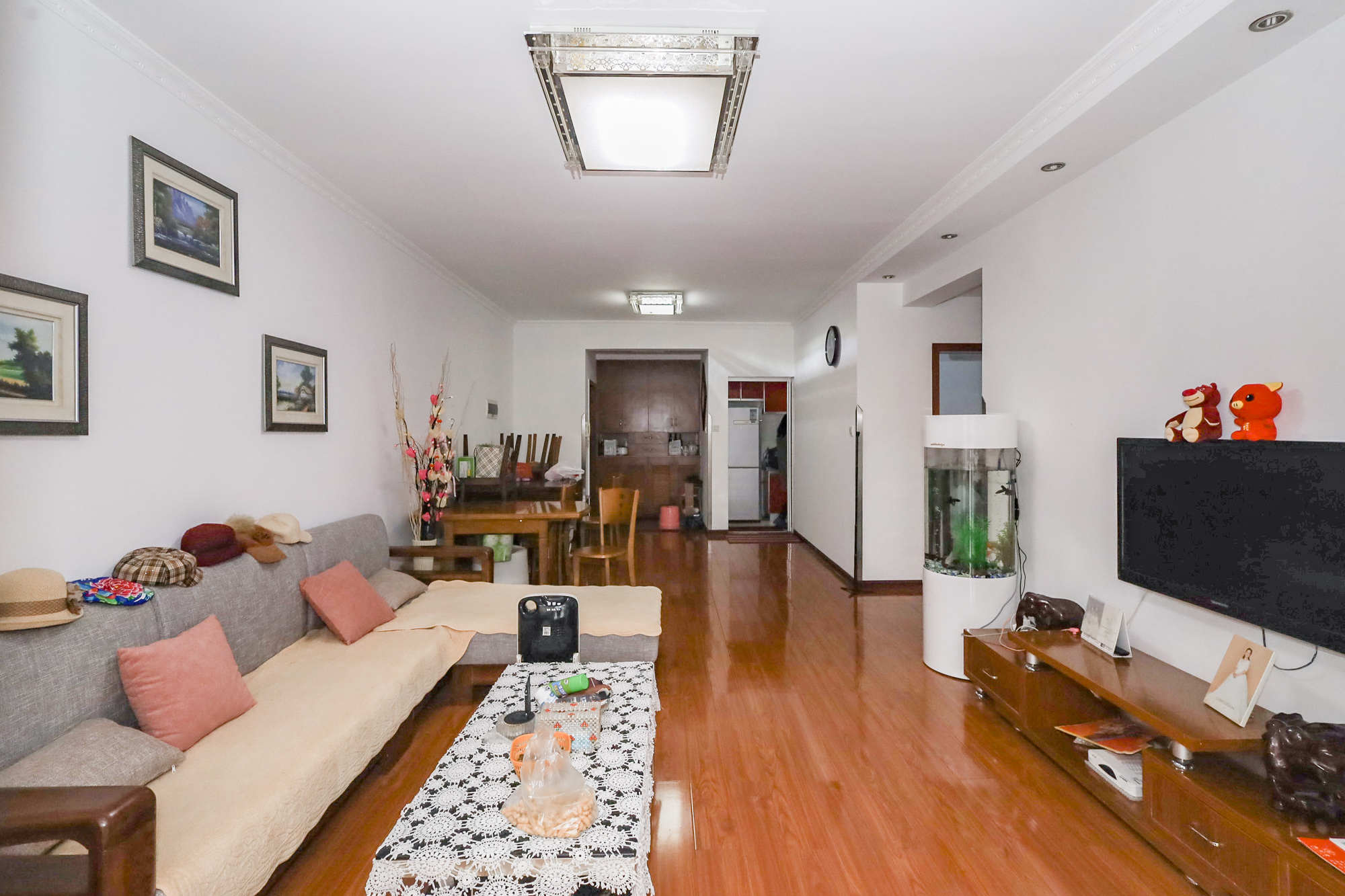 金麓西岸和苑 2室2厅1卫 68.0万 金麓西岸和苑 2室2厅1卫 68.0万客厅