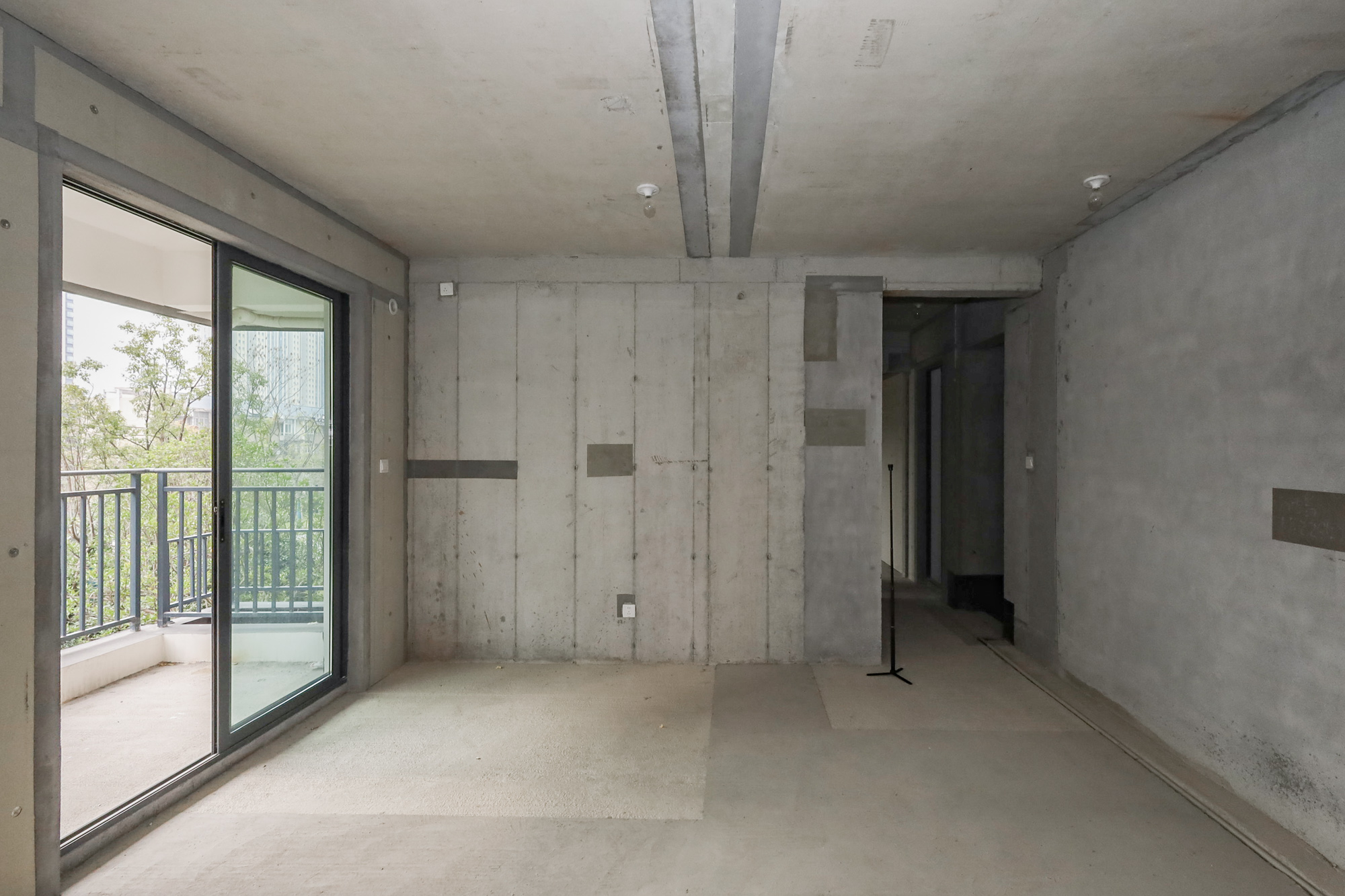轨道中建麓江府  3室2厅2卫   162.00万客厅