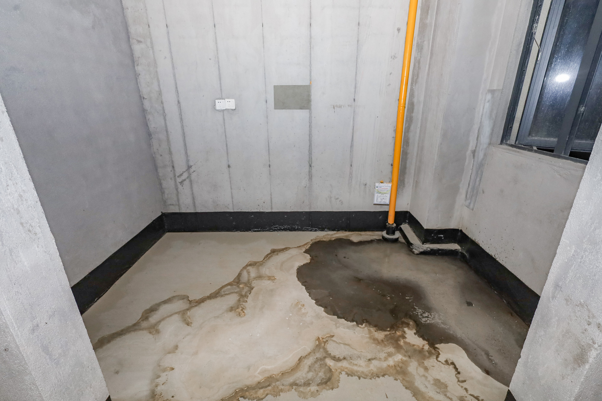 轨道中建麓江府  3室2厅2卫   162.00万厨房