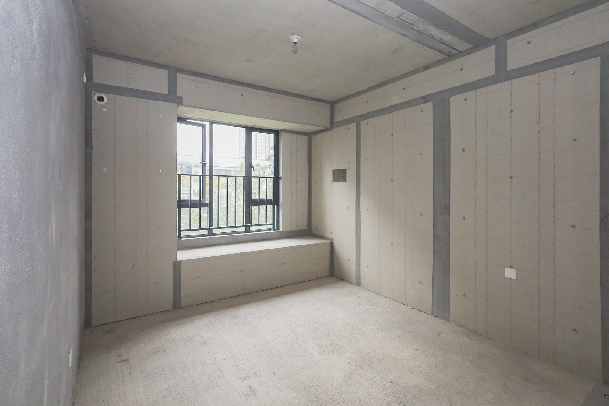 轨道中建麓江府  3室2厅2卫   162.00万卧室