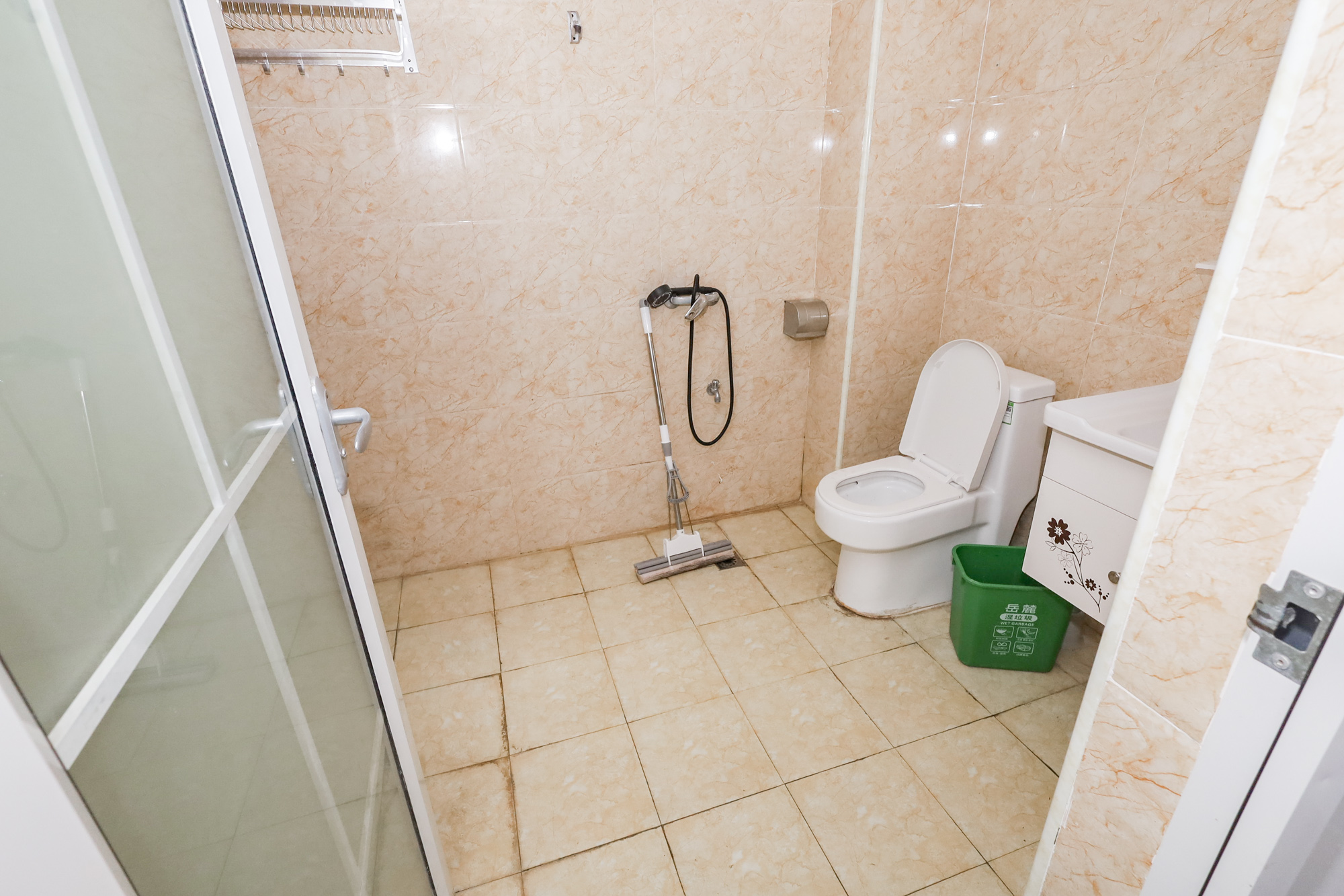 协信星澜汇 4室2厅2卫 120.0万 协信星澜汇 4室2厅2卫 120.0万卫生间