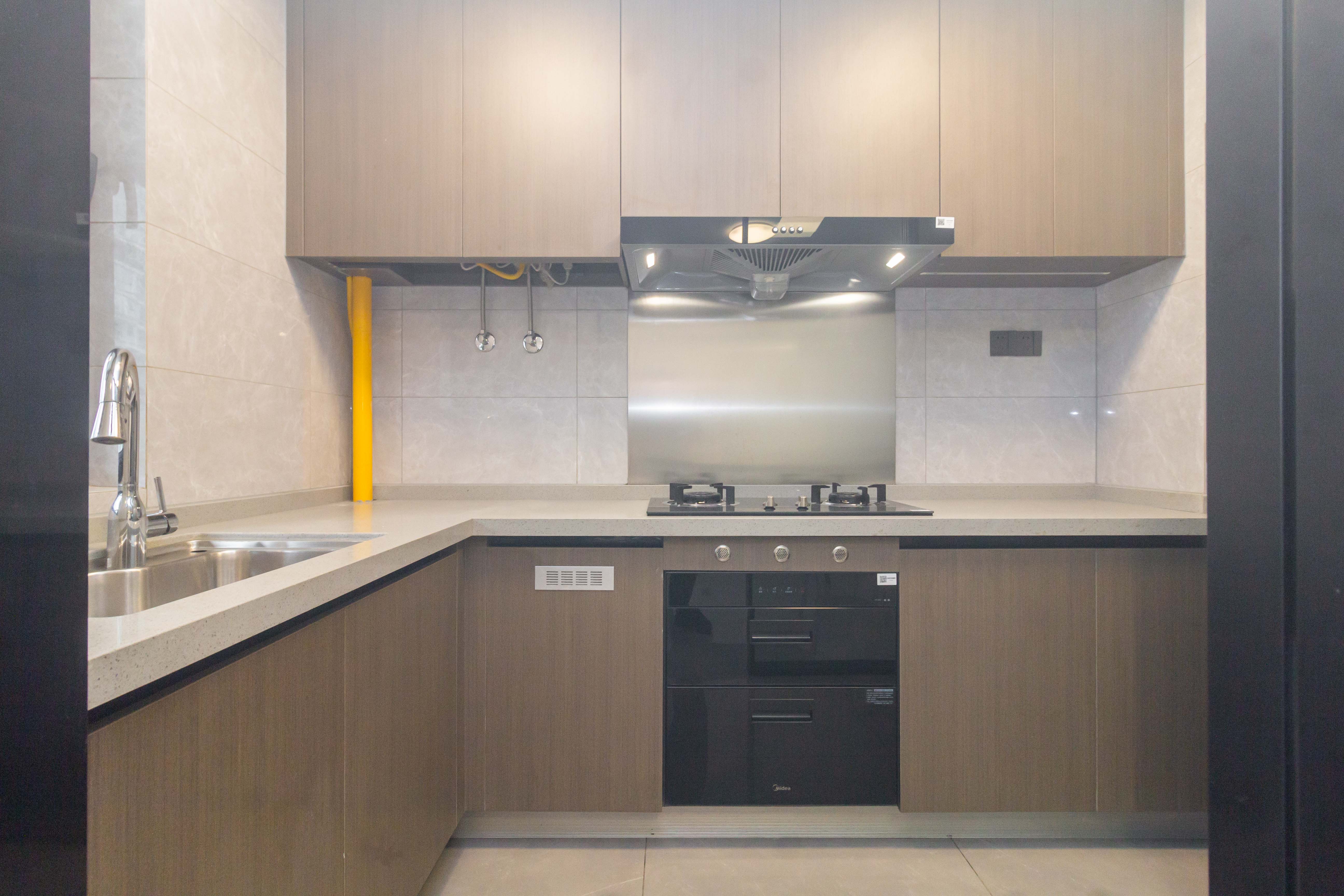 美的云樾 4室2厅2卫 180.0万 美的云樾 4室2厅2卫 180.0万厨房