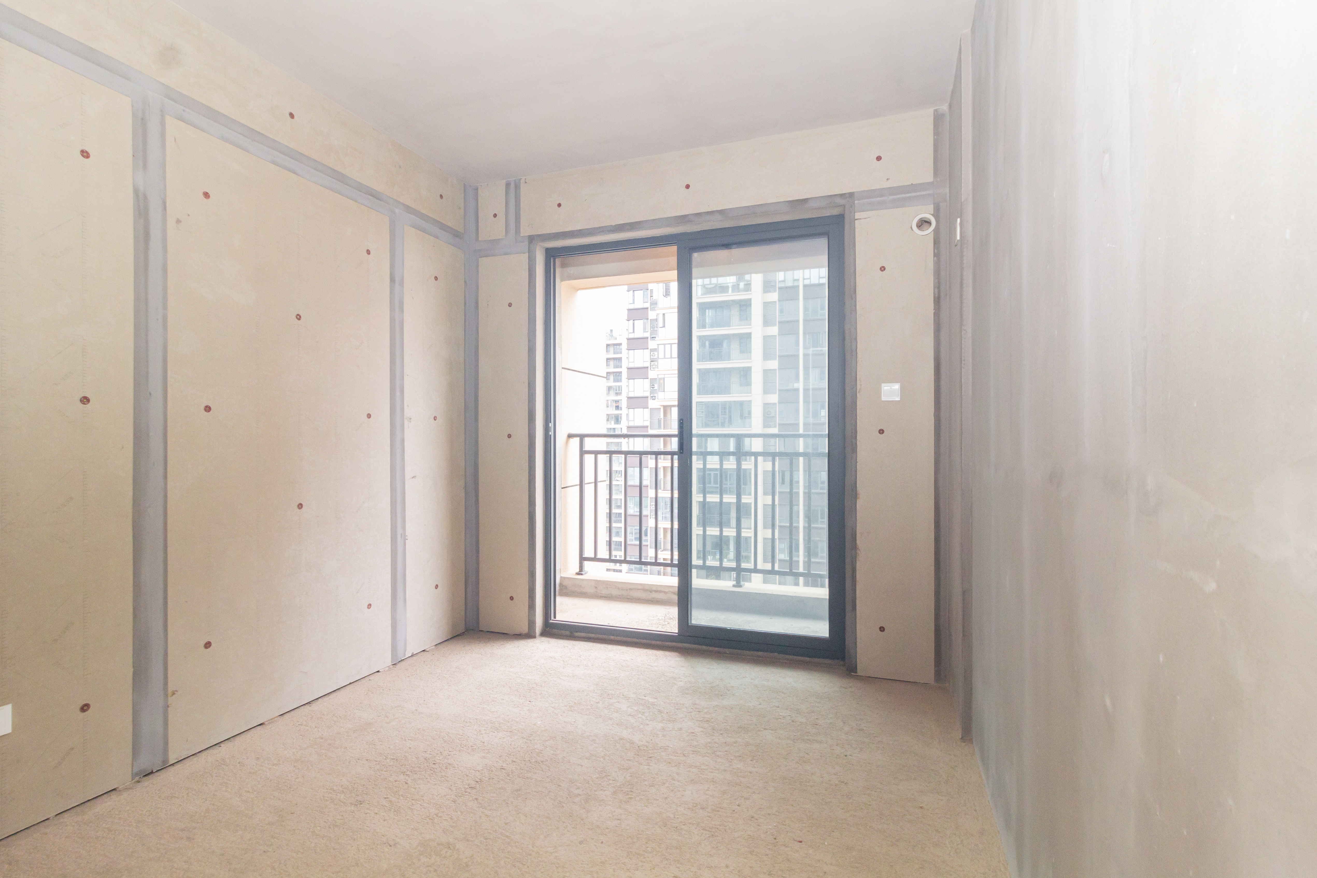 日盛湖湘花苑  3室2厅2卫    76.8万 日盛湖湘花苑  3室2厅2卫    76.8万卧室