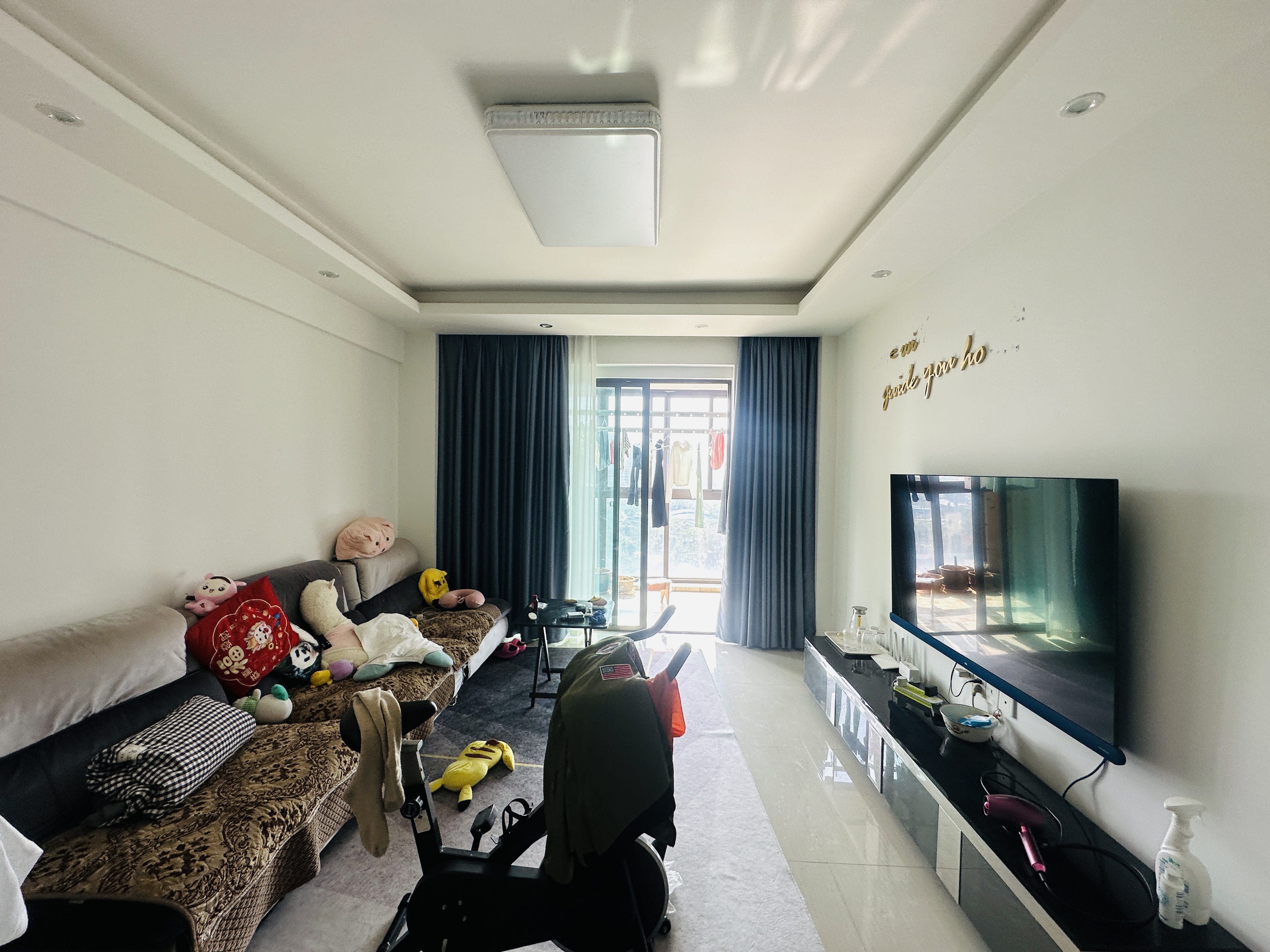 海岛国际名城 2室2厅1卫 135.0万 海岛国际名城 2室2厅1卫 135.0万客厅