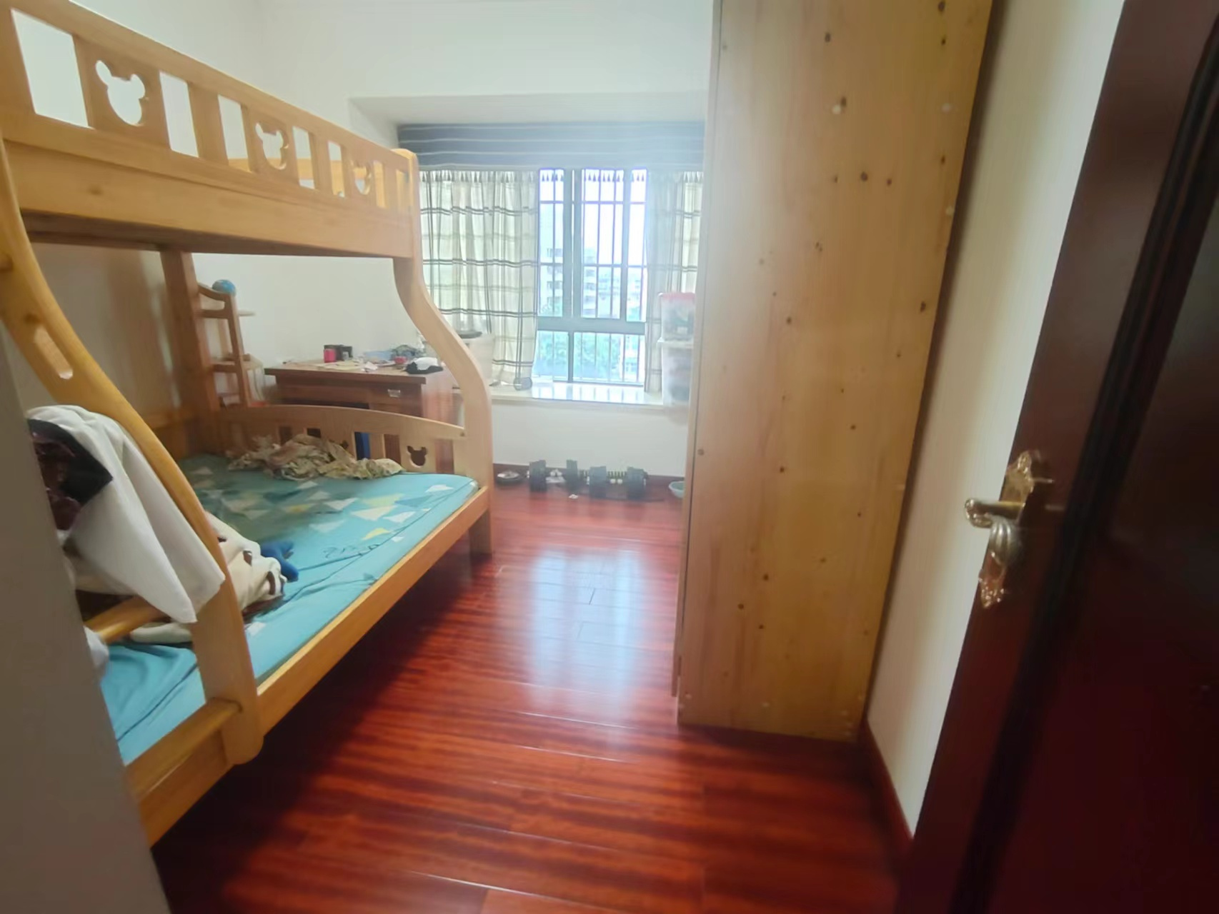 万国中央区 3室2厅2卫 215.0万 万国中央区 3室2厅2卫 215.0万室内图