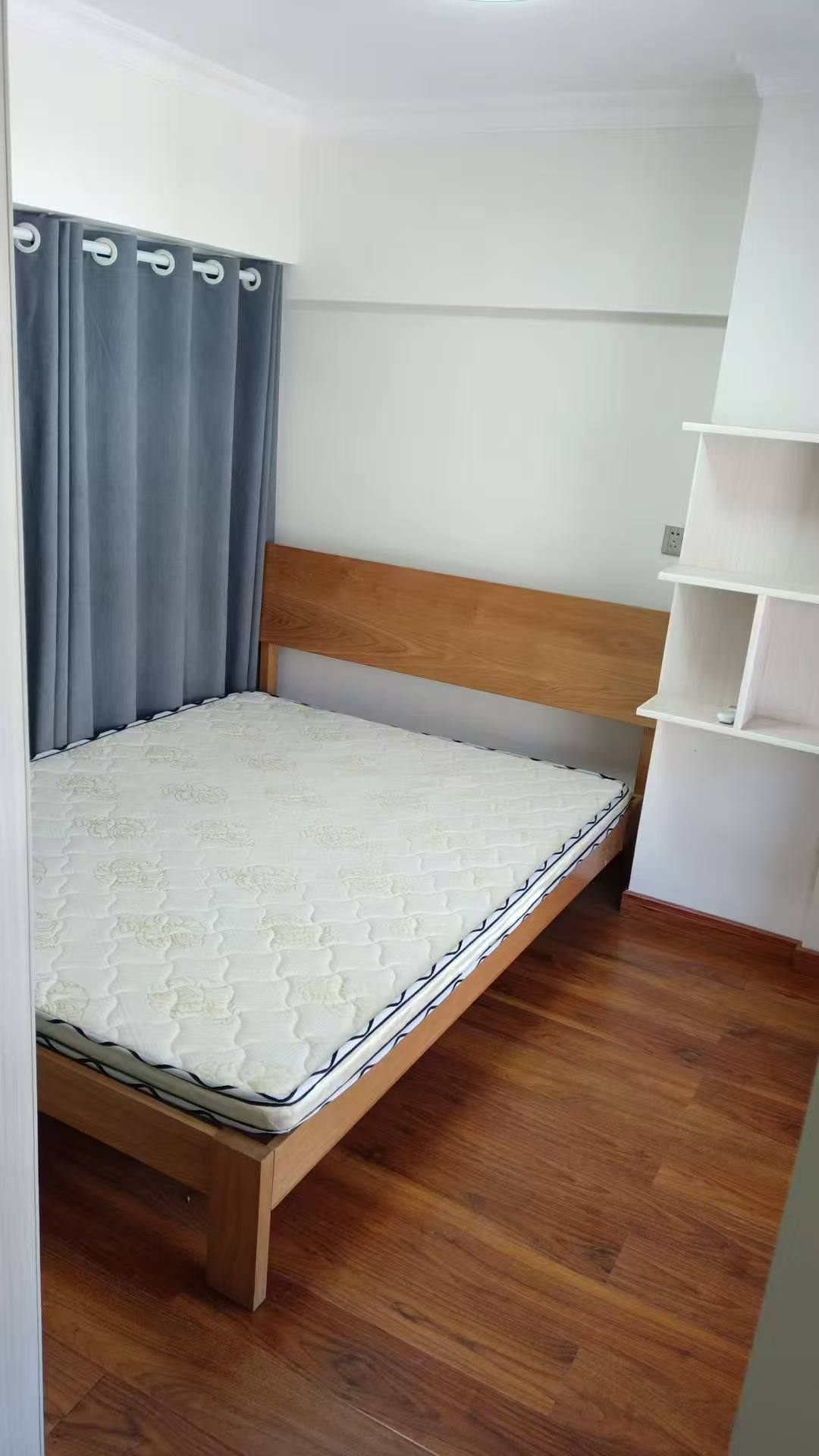 桃花缘 1室1厅1卫 1580.0元/月 桃花缘 1室1厅1卫 1580.0元/月室内图