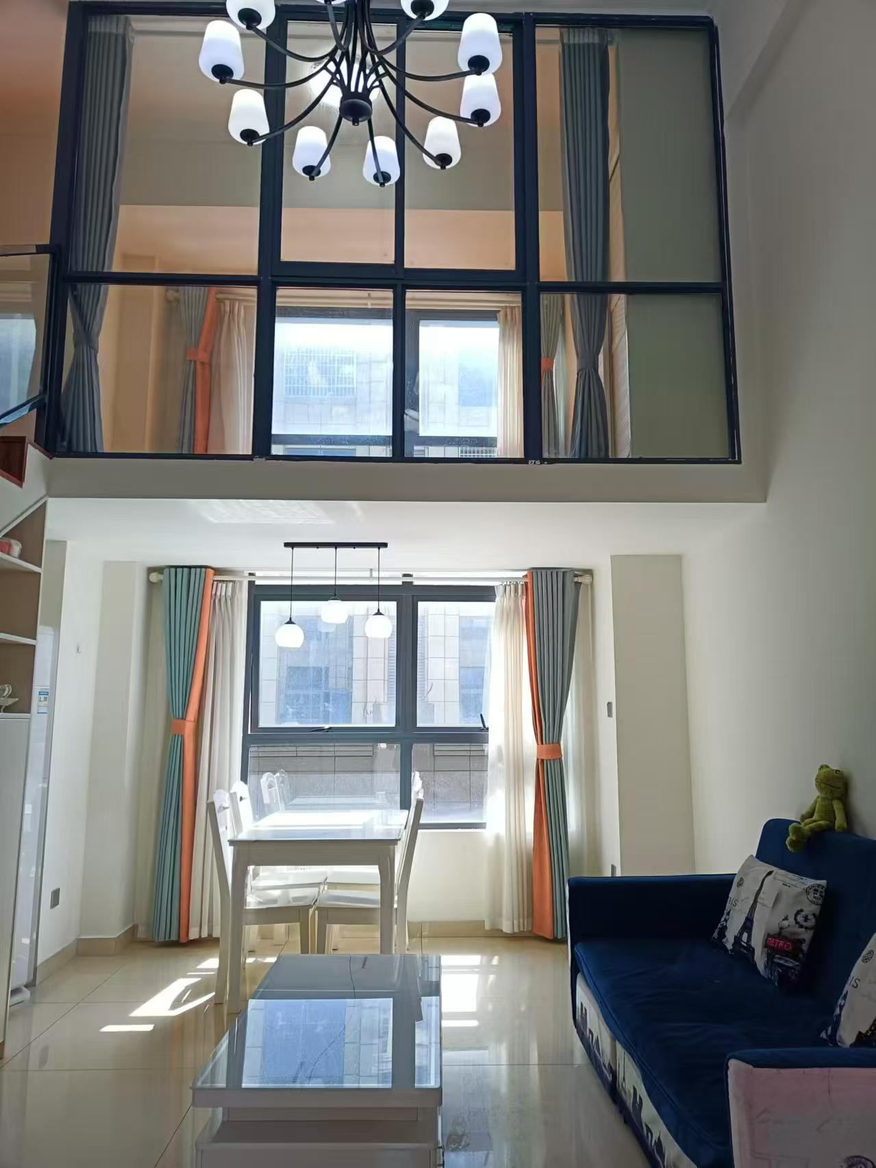 桃花缘 1室1厅1卫 1580.0元/月 桃花缘 1室1厅1卫 1580.0元/月室内图