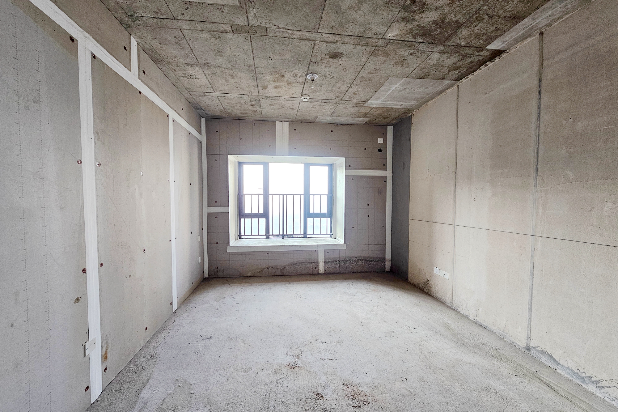 阳光城尚东湾嘉林苑 3室2厅2卫 1000.0元/月 阳光城尚东湾嘉林苑 3室2厅2卫 1000.0元/月室内图