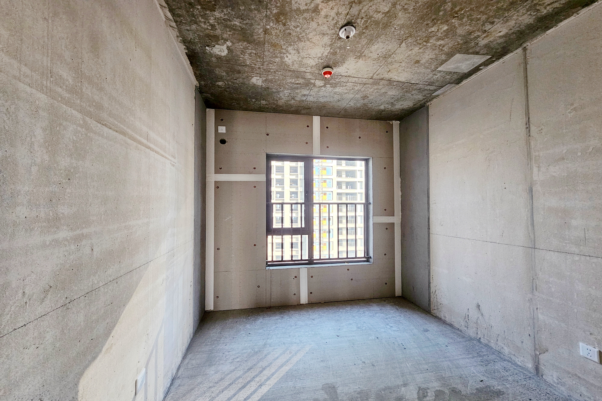 阳光城尚东湾嘉林苑 3室2厅2卫 1000.0元/月 阳光城尚东湾嘉林苑 3室2厅2卫 1000.0元/月室内图