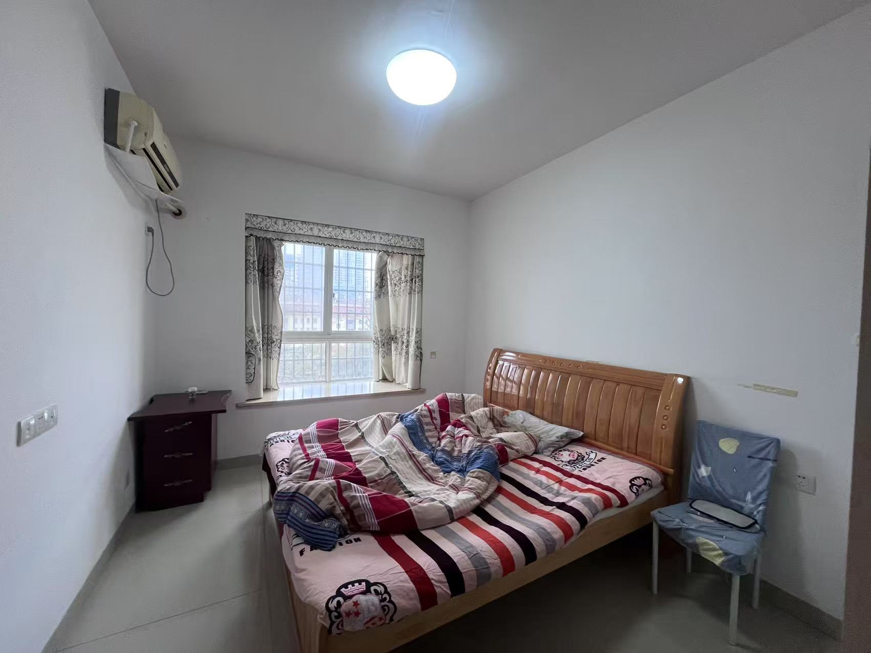 学府花园(文苑瑞景) 2室2厅1卫 1300.0元/月 学府花园(文苑瑞景) 2室2厅1卫 1300.0元/月室内图