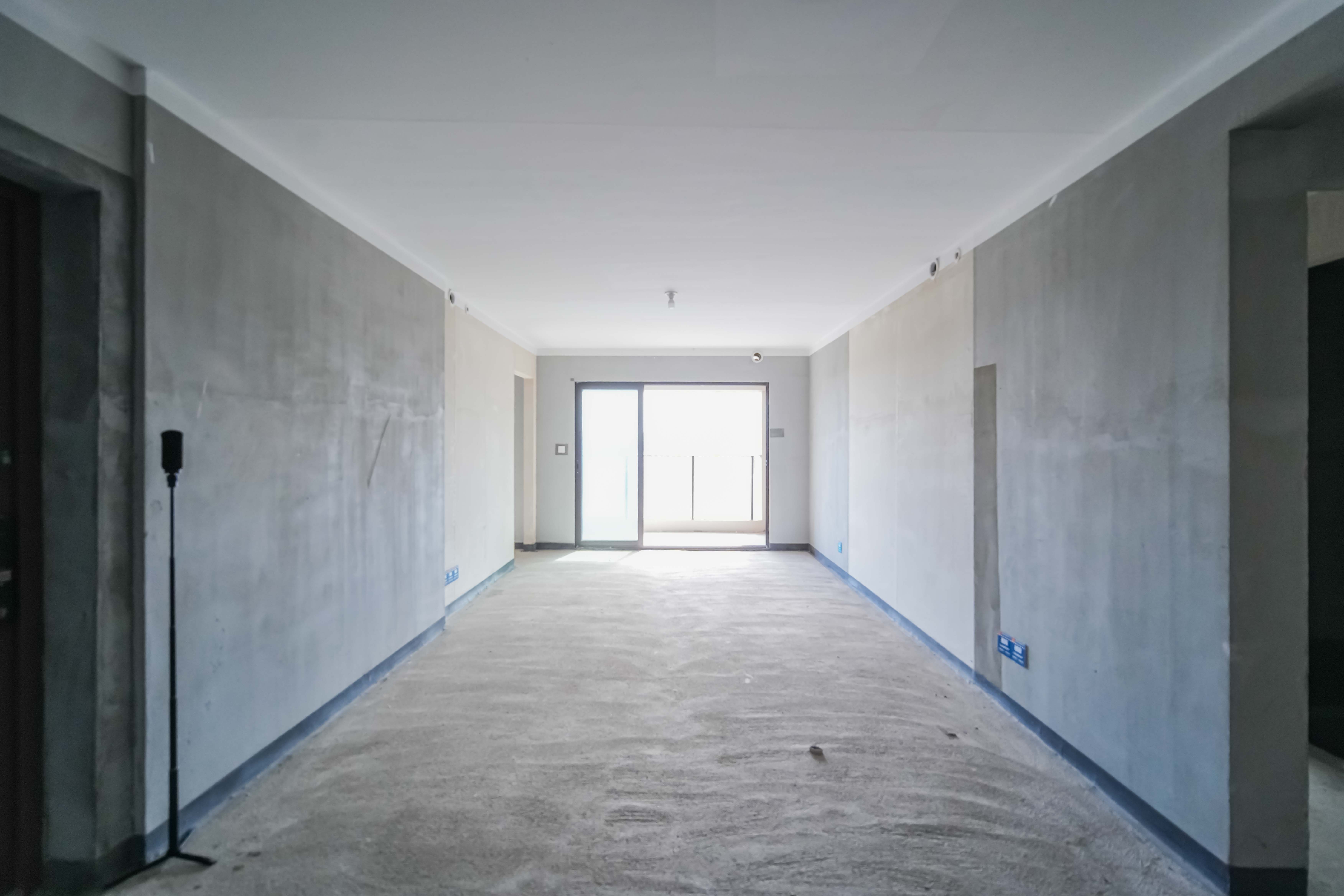 建发玖洲和玺  4室2厅2卫   200.00万