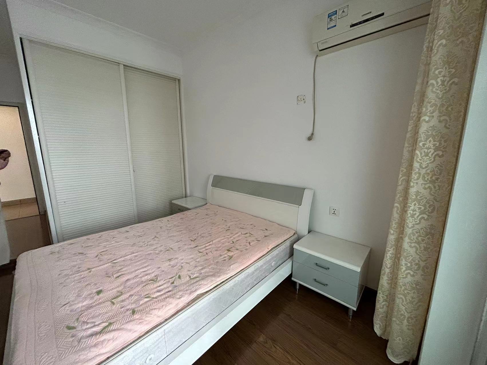 西域名邸  3室2厅2卫    60.0万 西域名邸  3室2厅2卫    60.0万室内图