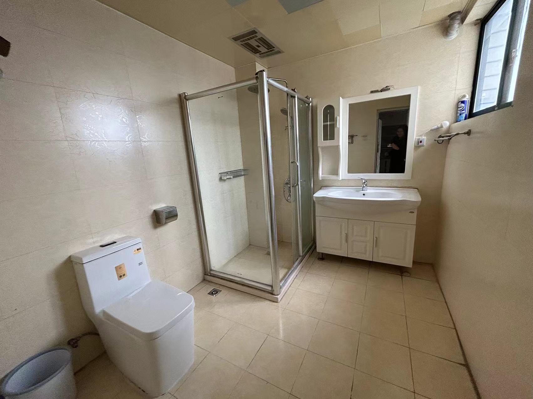 西域名邸  3室2厅2卫    60.0万 西域名邸  3室2厅2卫    60.0万室内图