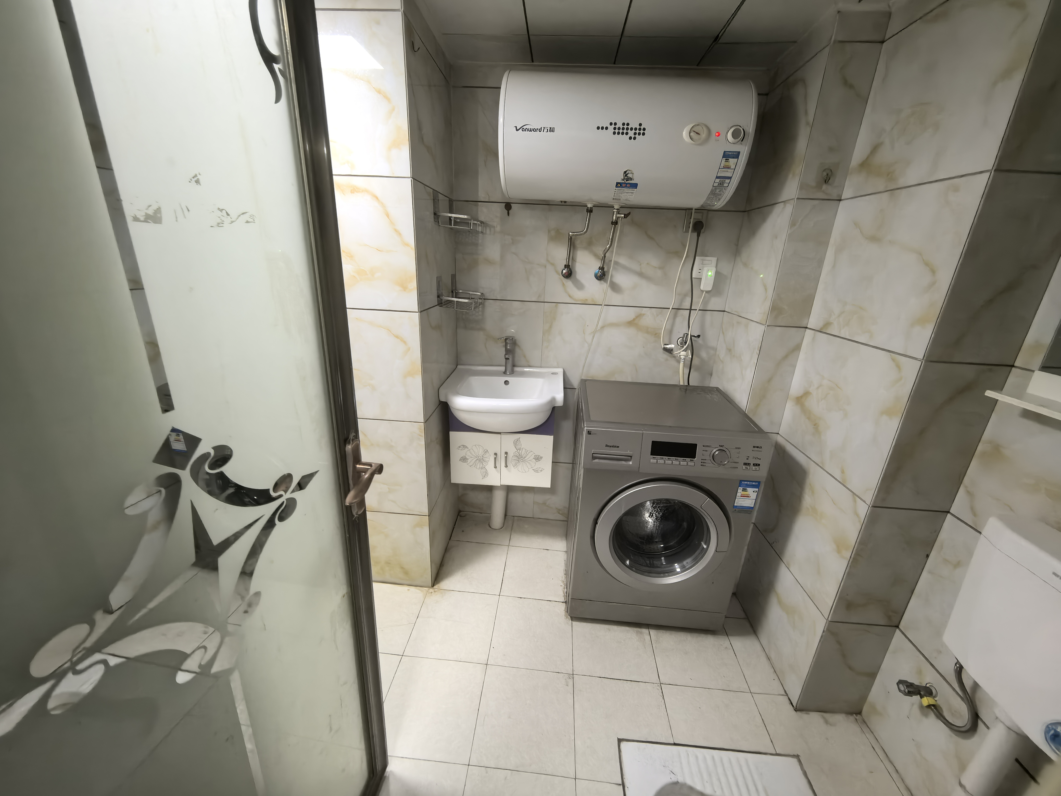 美的城三期 1室1厅1卫 1200.0元/月 美的城三期 1室1厅1卫 1200.0元/月户型图