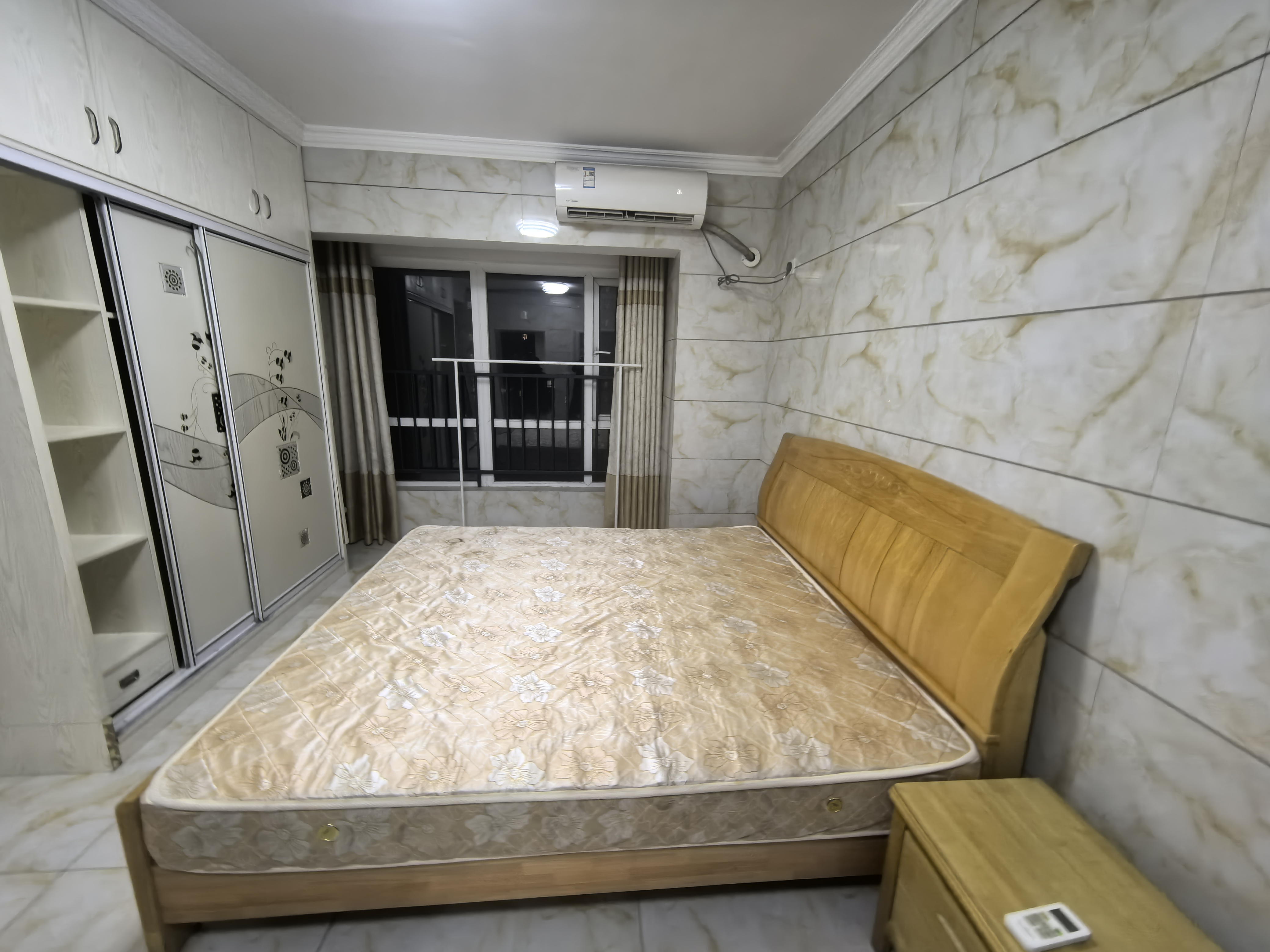 美的城三期 1室1厅1卫 1200.0元/月 美的城三期 1室1厅1卫 1200.0元/月室内图