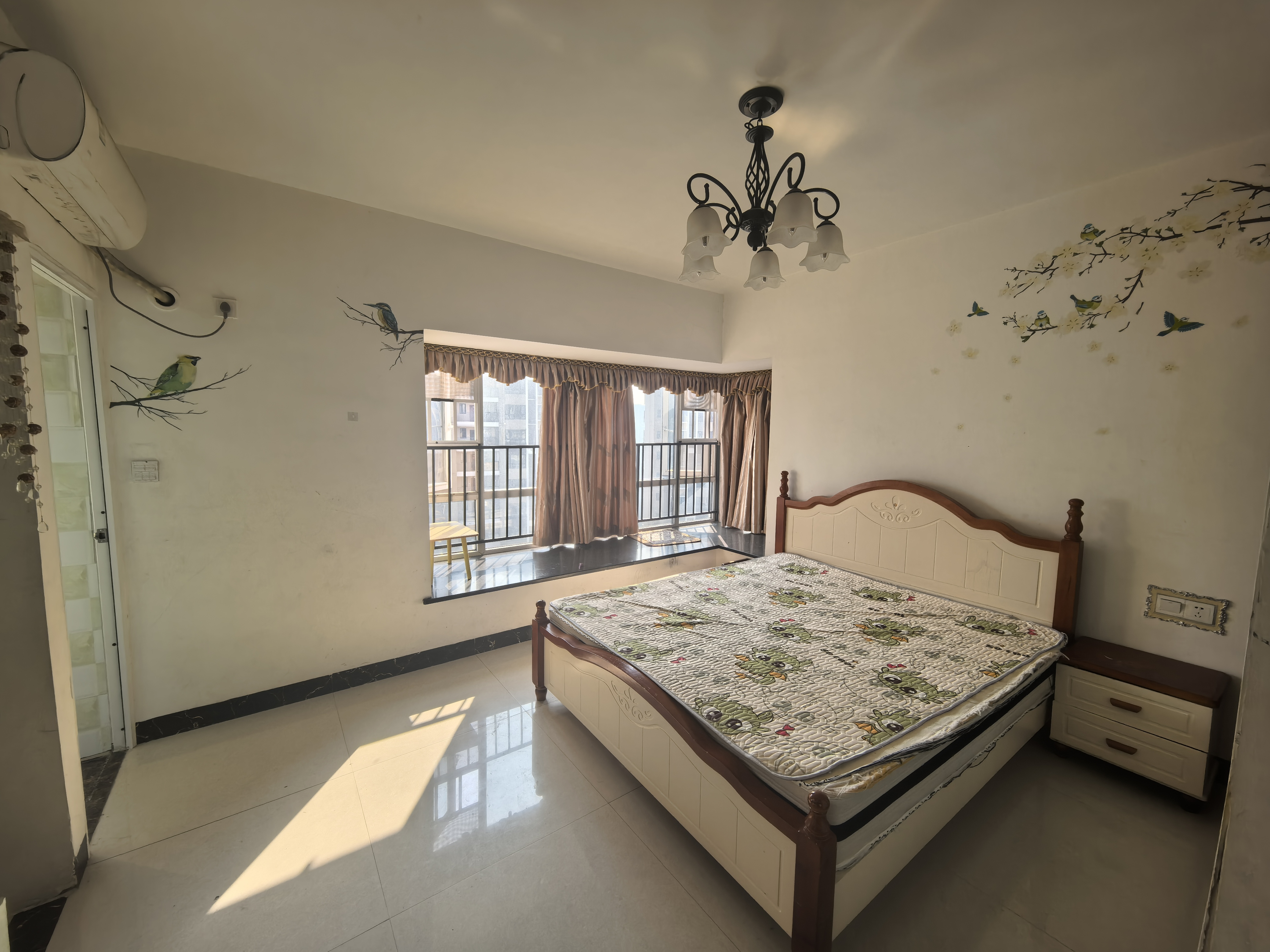 美的城二期 3室2厅2卫 48.0万 美的城二期 3室2厅2卫 48.0万室内图