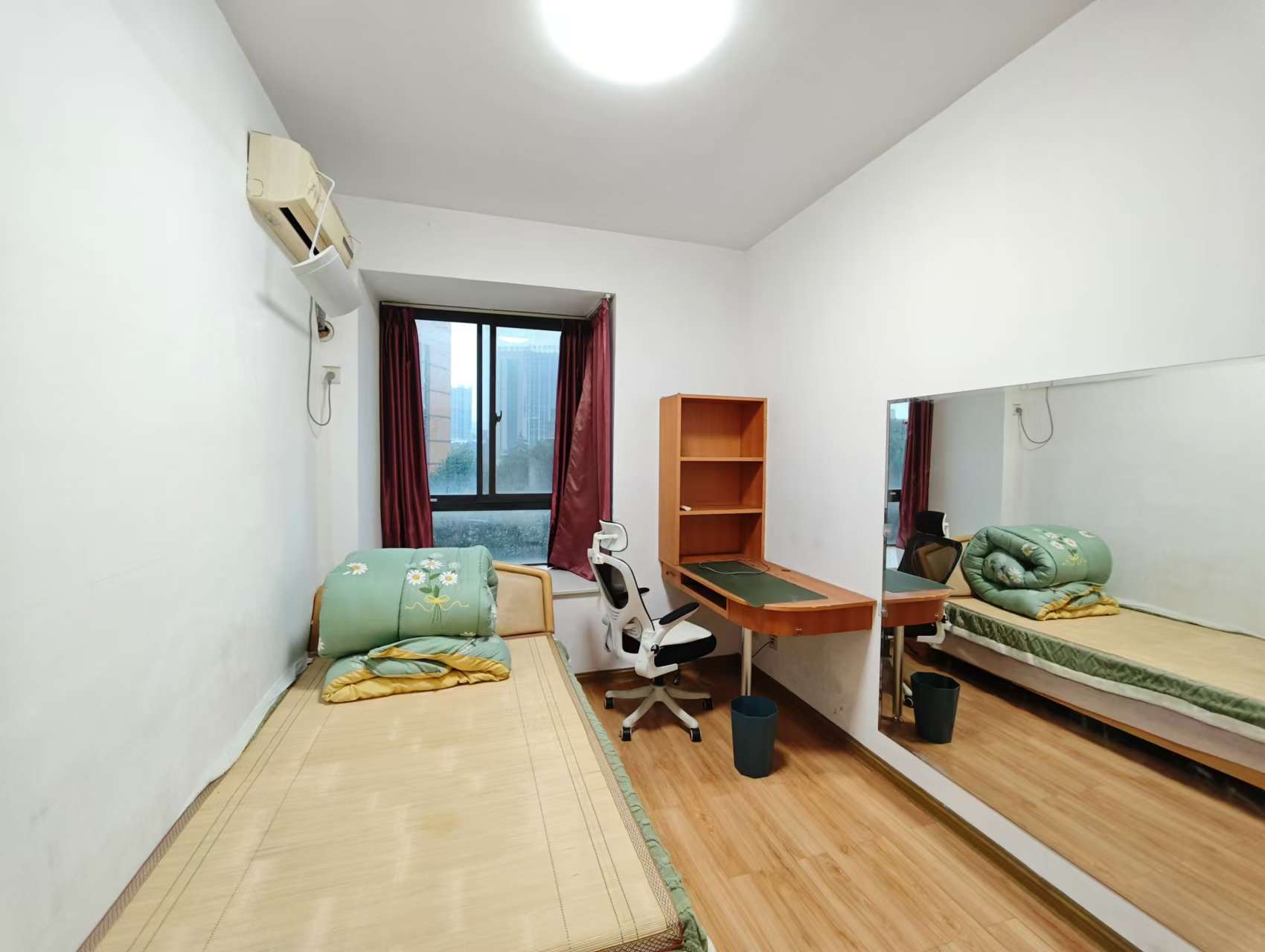 湖南省地震局单位宿舍 4室2厅2卫 3000.0元/月 湖南省地震局单位宿舍 4室2厅2卫 3000.0元/月室内图