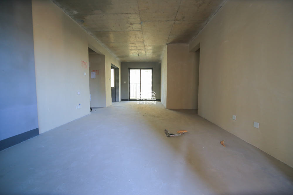 世茂璀璨天城 4室2厅1卫 1400.0元/月 世茂璀璨天城 4室2厅1卫 1400.0元/月室内图