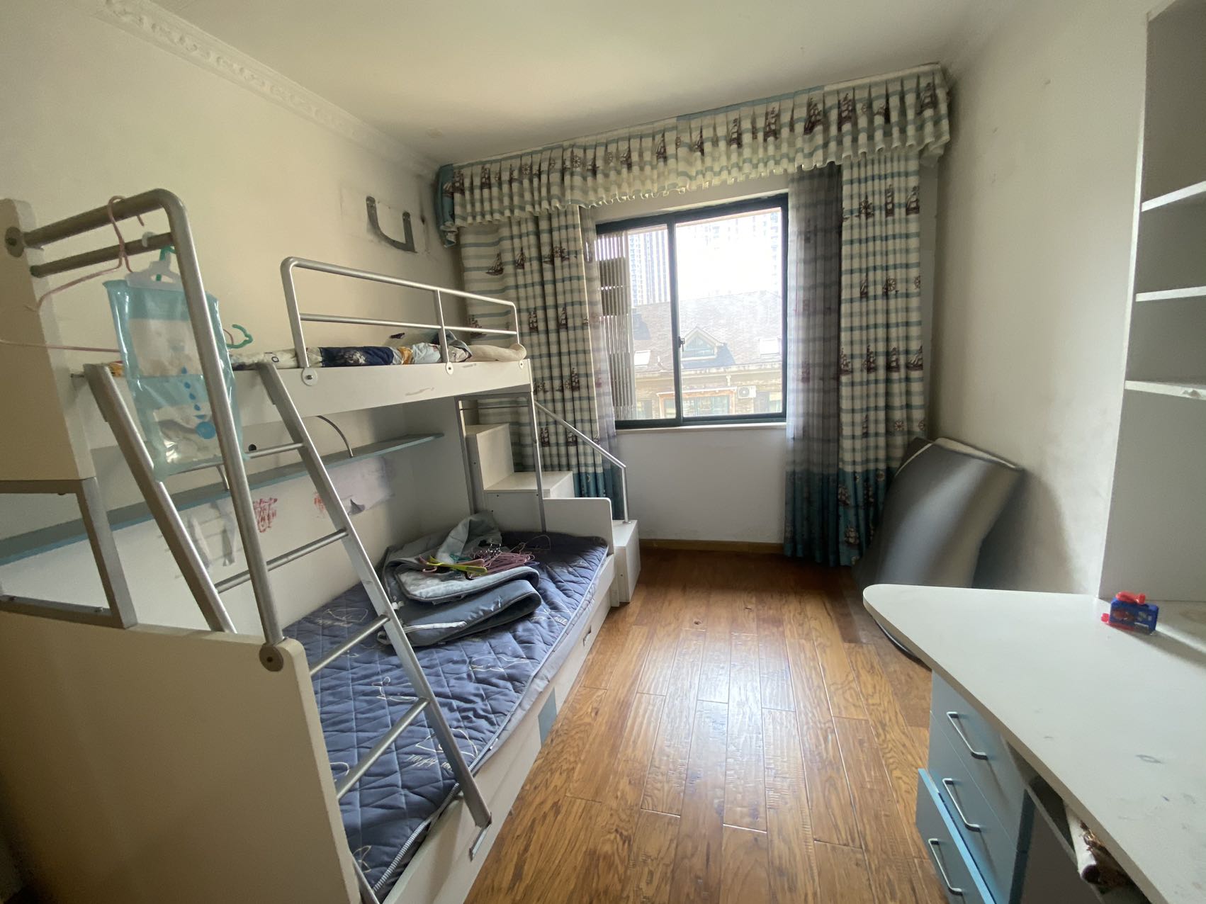 星城世家 3室2厅2卫 3500.0元/月 星城世家 3室2厅2卫 3500.0元/月室内图