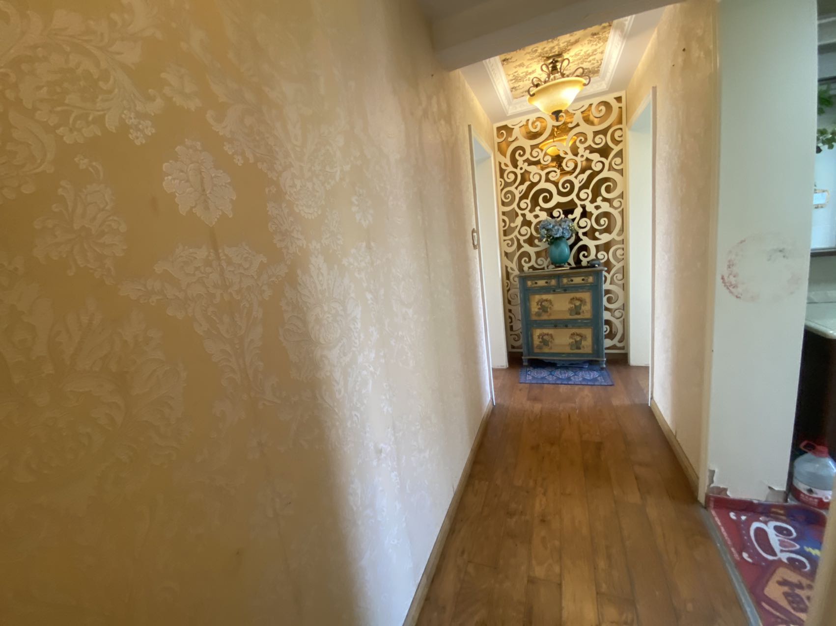 星城世家 3室2厅2卫 3500.0元/月 星城世家 3室2厅2卫 3500.0元/月室内图