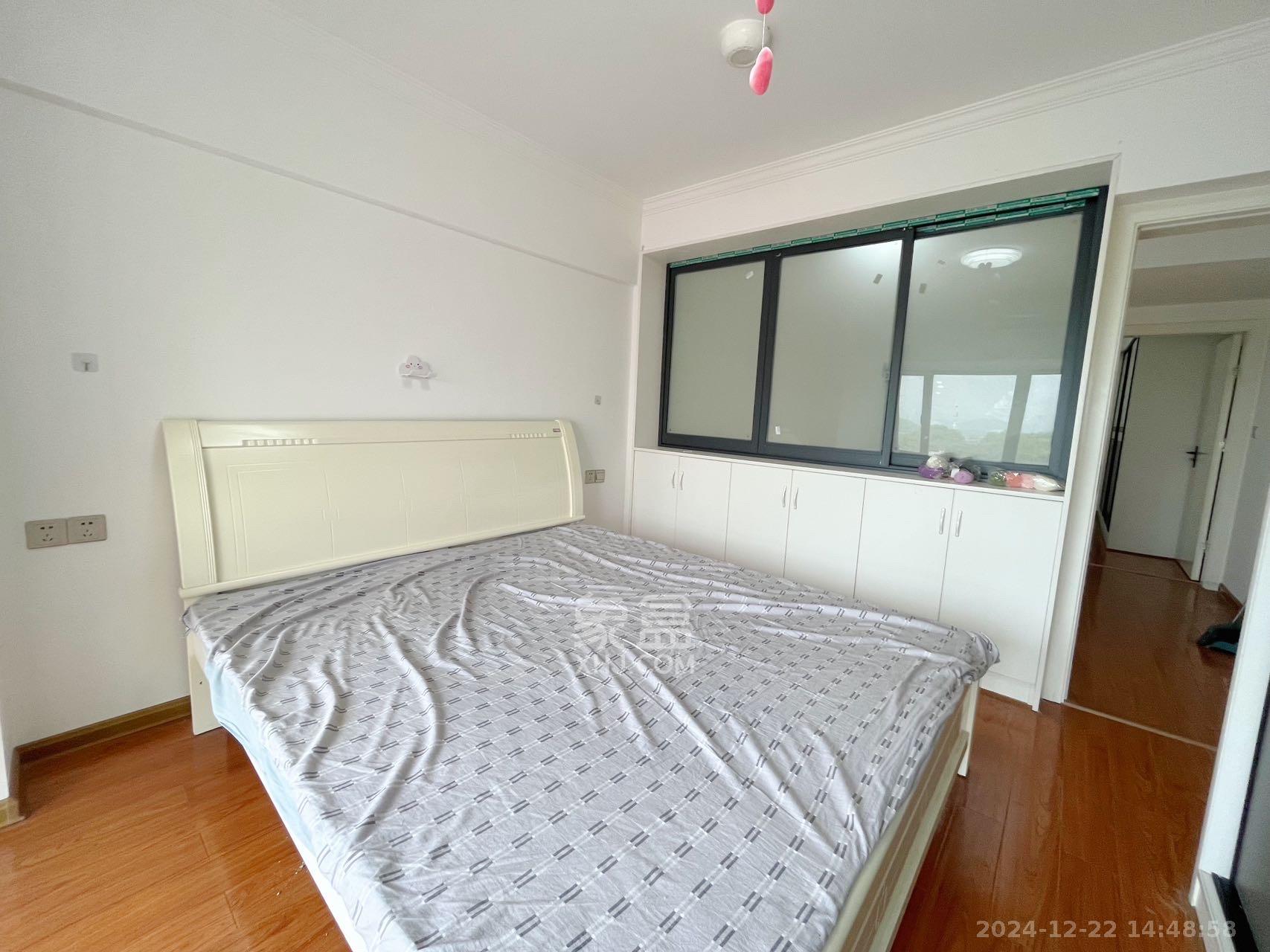 麓江春 2室1厅1卫 2500.0元/月 麓江春 2室1厅1卫 2500.0元/月室内图