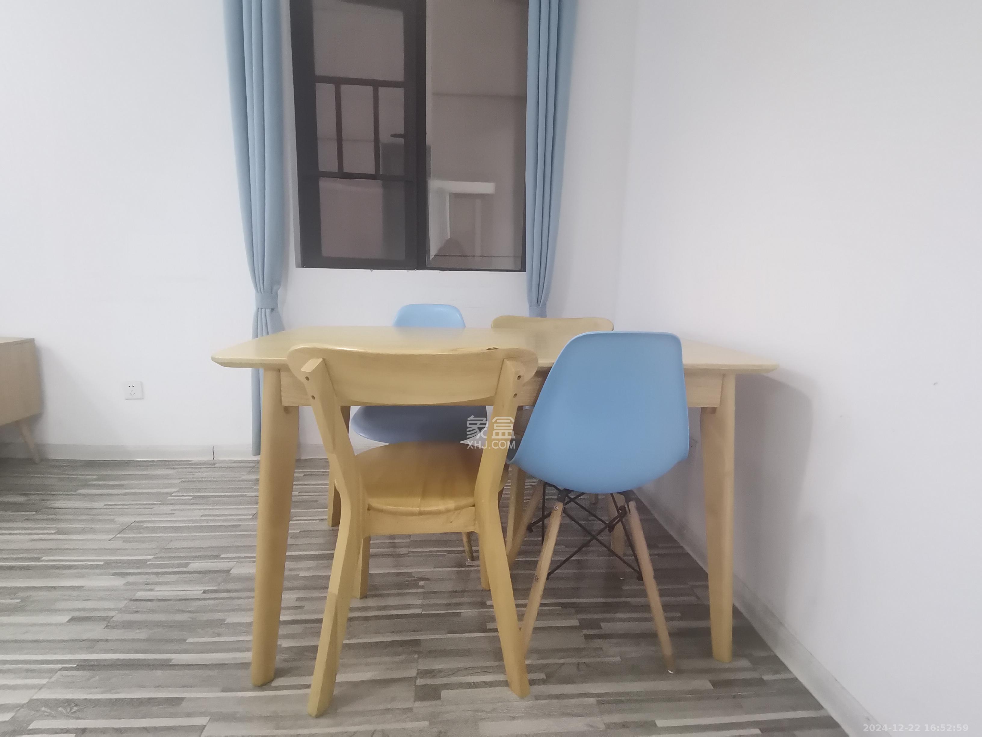 惠天然梅岭国际 3室1厅1卫 2000.0元/月 惠天然梅岭国际 3室1厅1卫 2000.0元/月室内图