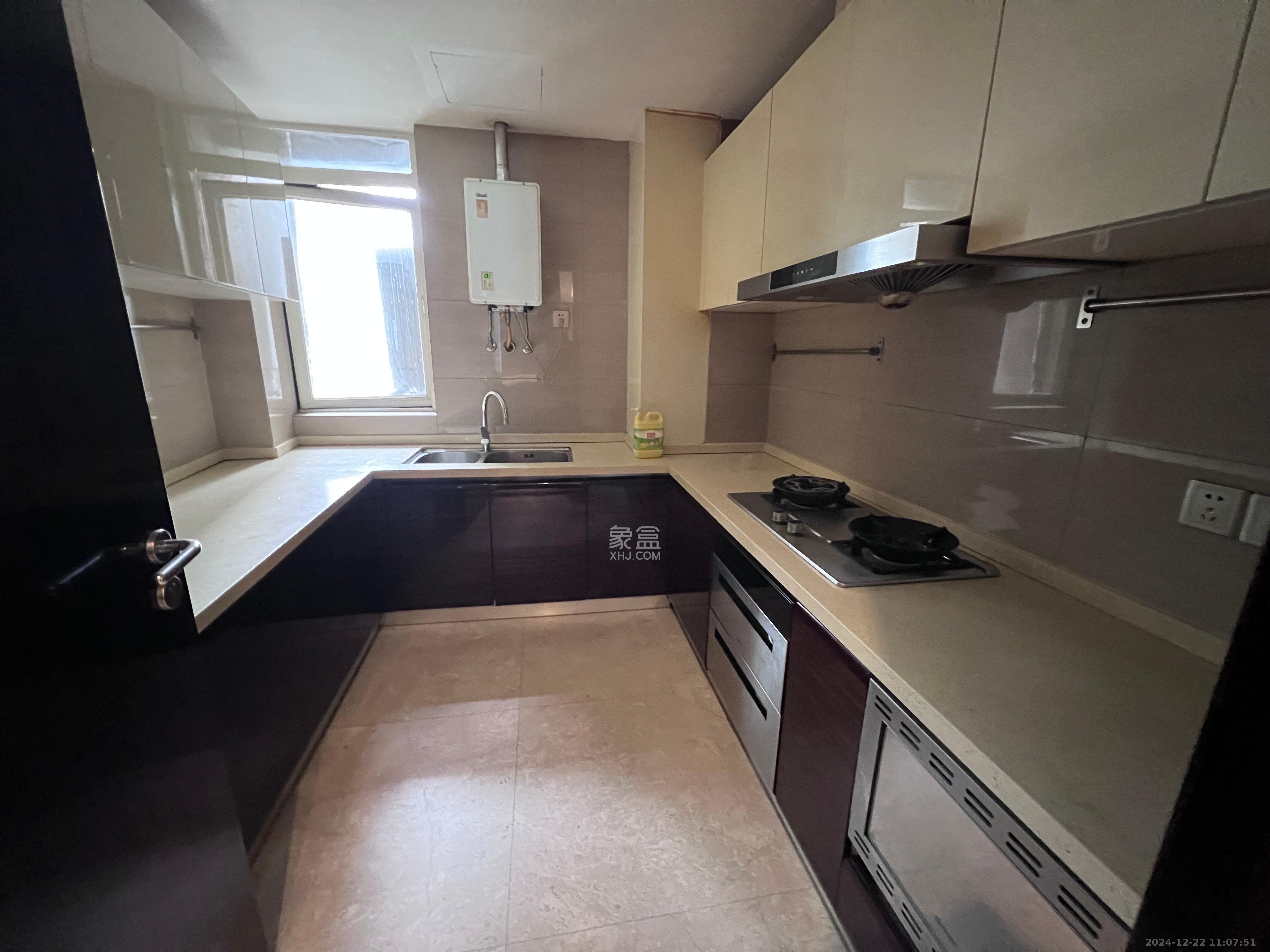 北辰定江洋 3室2厅3卫 9800.0元/月 北辰定江洋 3室2厅3卫 9800.0元/月室内图