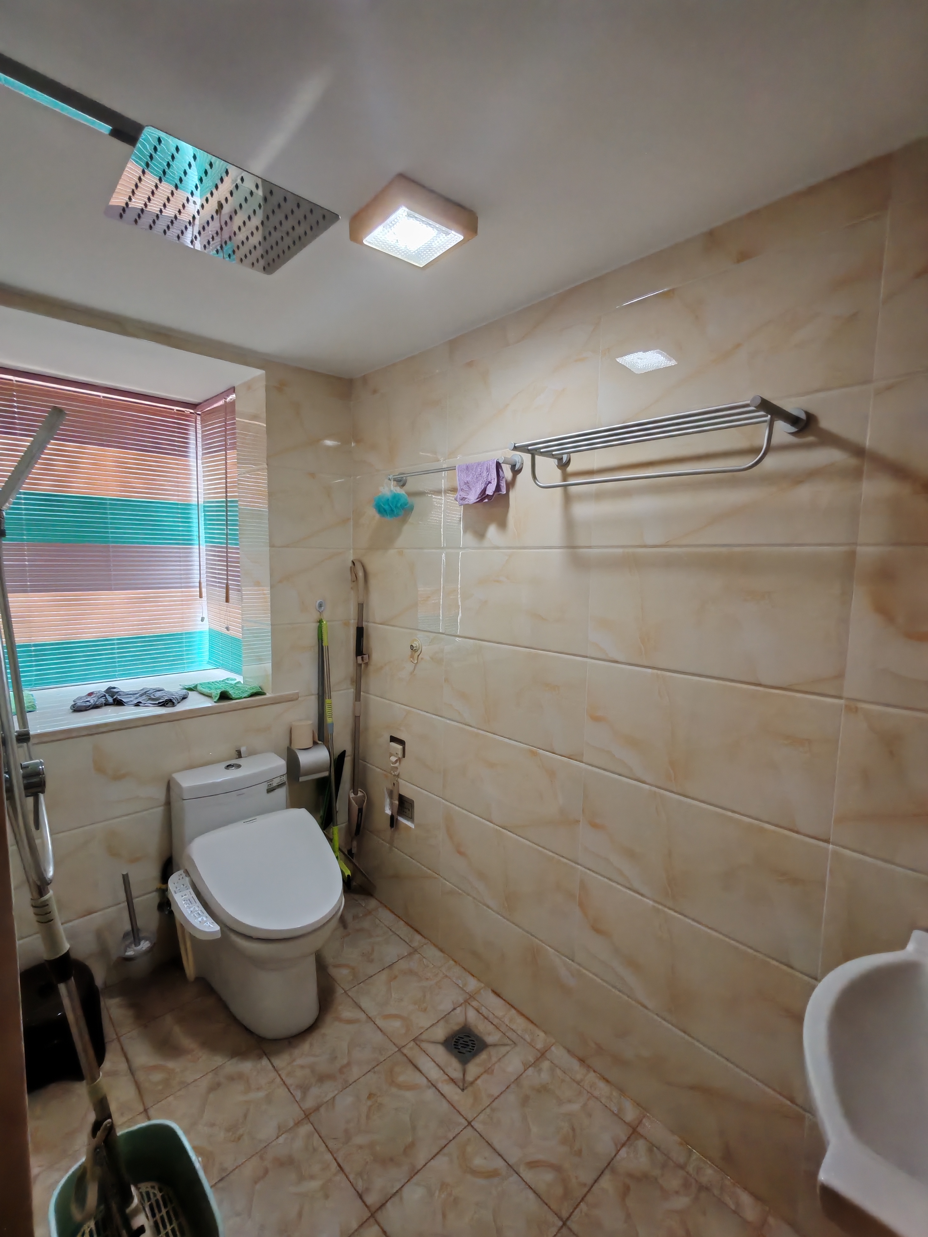 紫泉花坊 2室2厅2卫 115.0万 紫泉花坊 2室2厅2卫 115.0万客厅