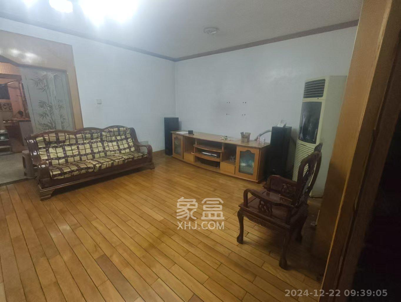 东塘电力院 3室2厅2卫 3300.0元/月 东塘电力院 3室2厅2卫 3300.0元/月室内图