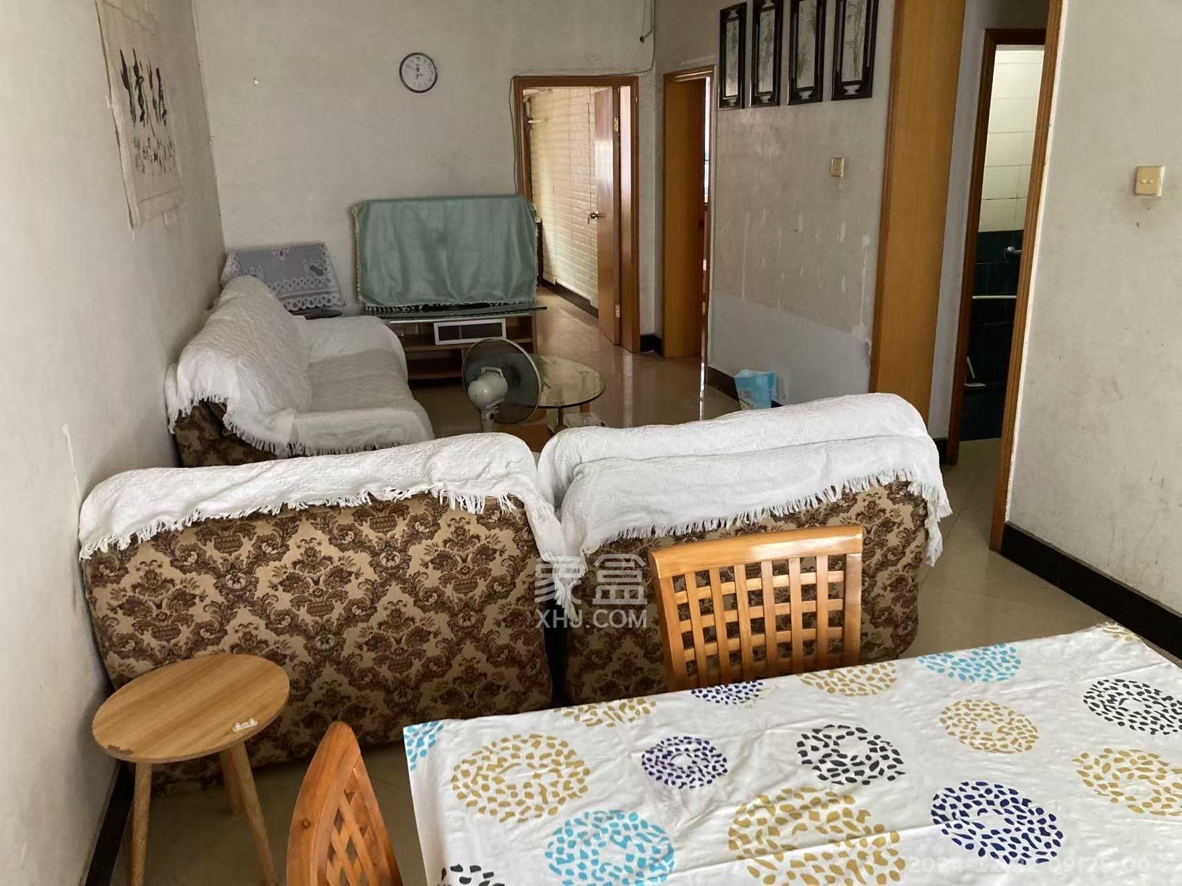 百纺大院宿舍  2室2厅1卫    1900.0元/月 百纺大院宿舍  2室2厅1卫    1900.0元/月