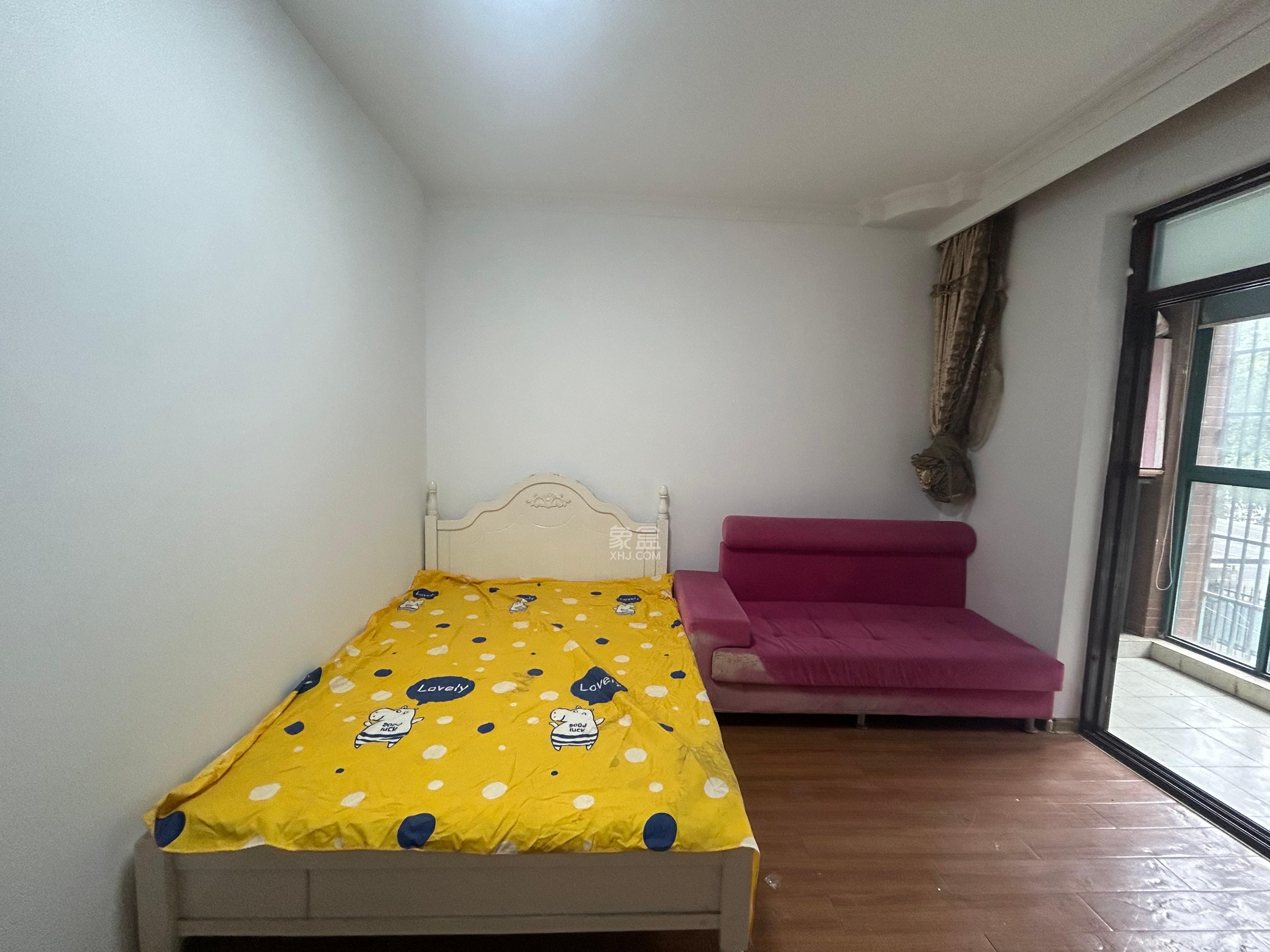 天城尚品 4室2厅2卫 2600.0元/月 天城尚品 4室2厅2卫 2600.0元/月室内图