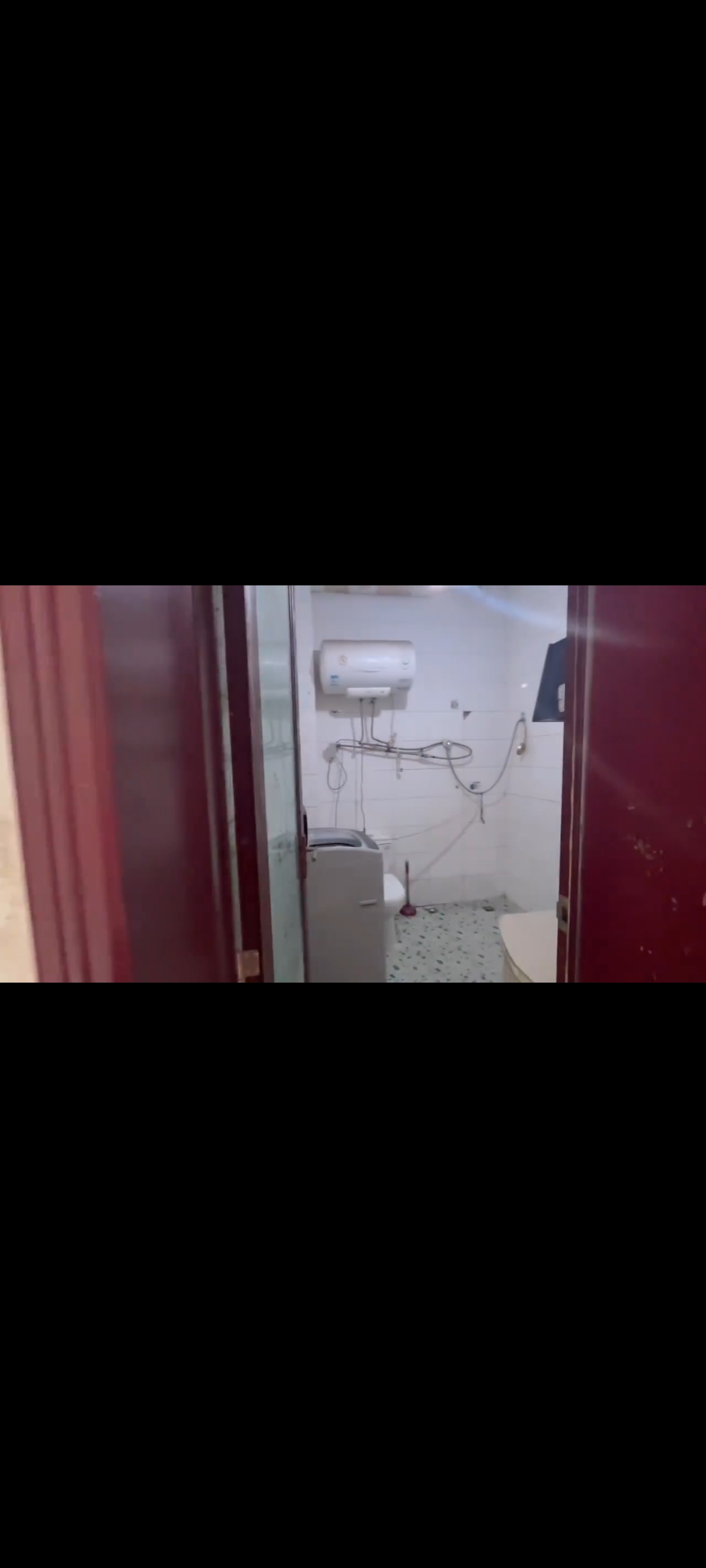 君怡家园  3室2厅2卫    40.0万 君怡家园  3室2厅2卫    40.0万客厅