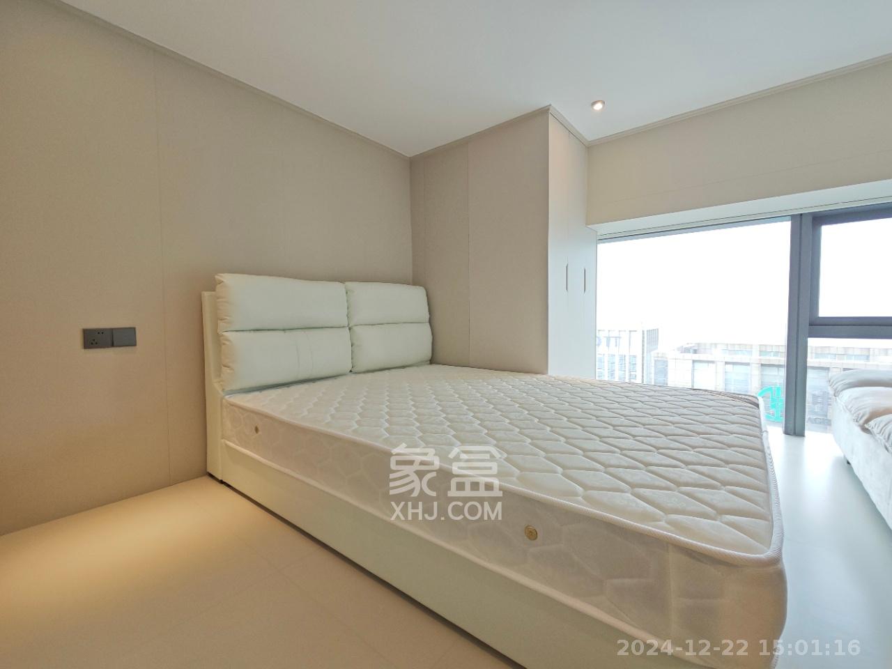 卓越中寰  1室1厅1卫    1700.0元/月室内图