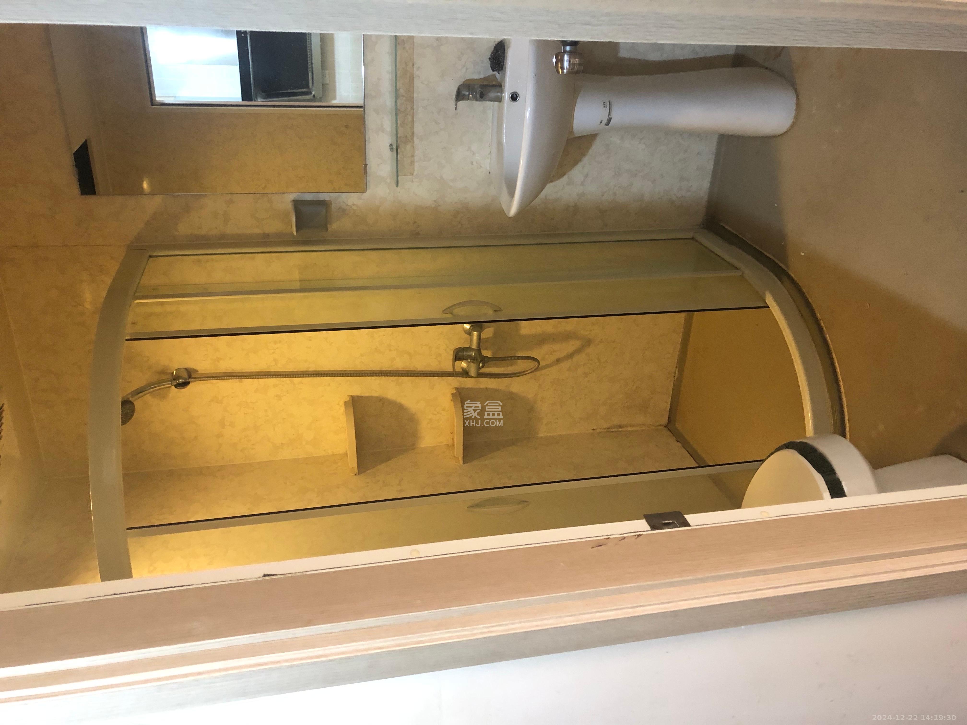 花漾年华(桂花园) 1室1厅1卫 1400.0元/月 花漾年华(桂花园) 1室1厅1卫 1400.0元/月室内图