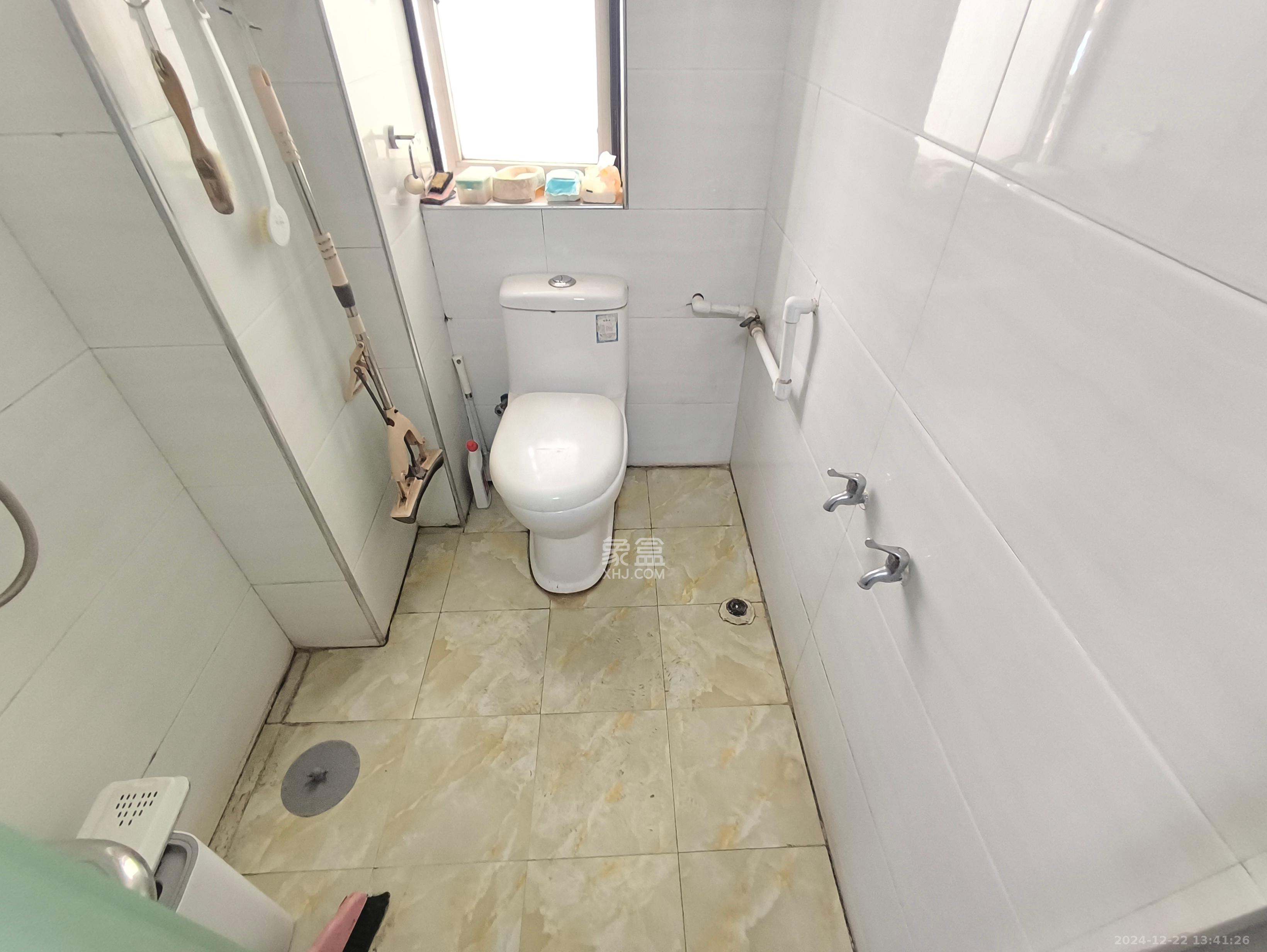 侯家塘有色研究院(长沙有色大院) 3室2厅2卫 2800.0元/月 侯家塘有色研究院(长沙有色大院) 3室2厅2卫 2800.0元/月室内图