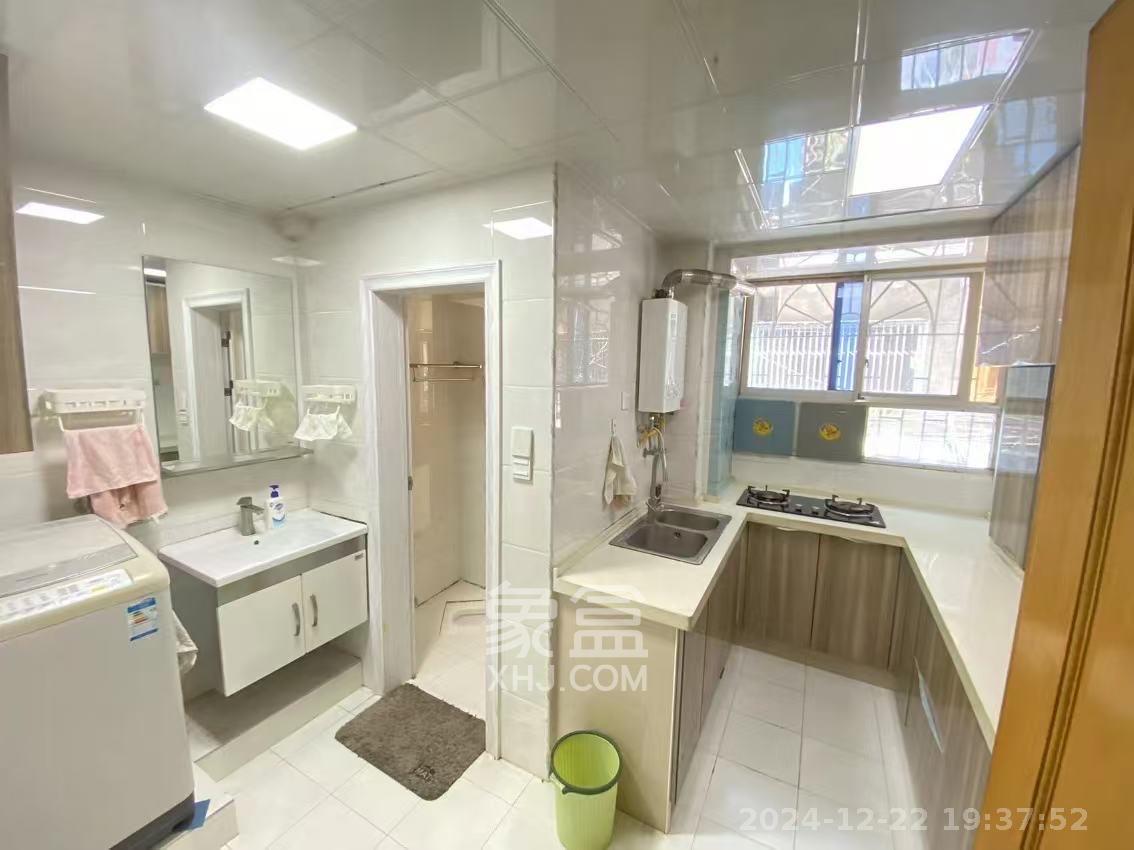 向韶村  2室1厅1卫    2400.0元/月室内图