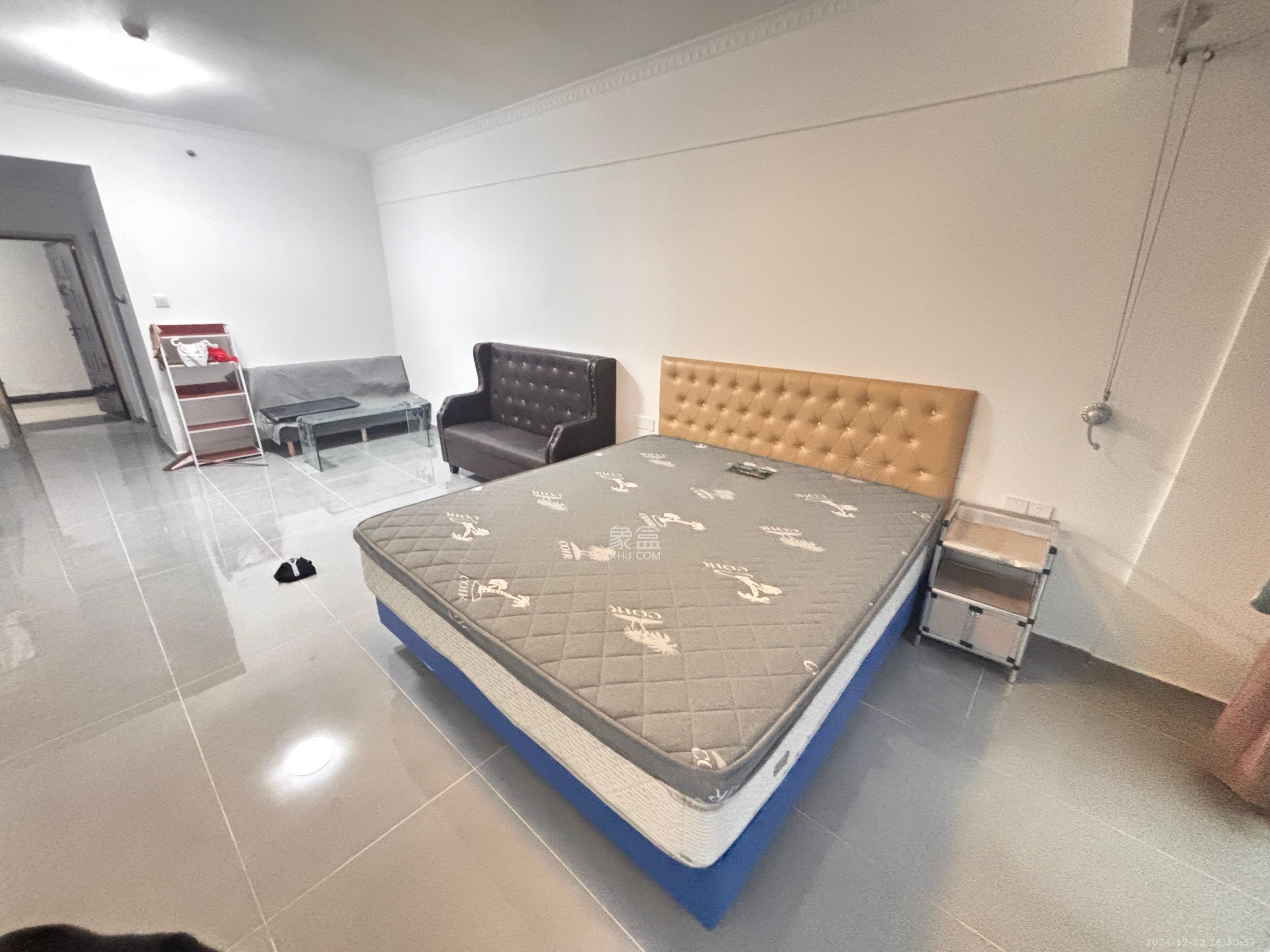 越界（天佑国际大厦）  1室0厅0卫    2100.0元/月室内图