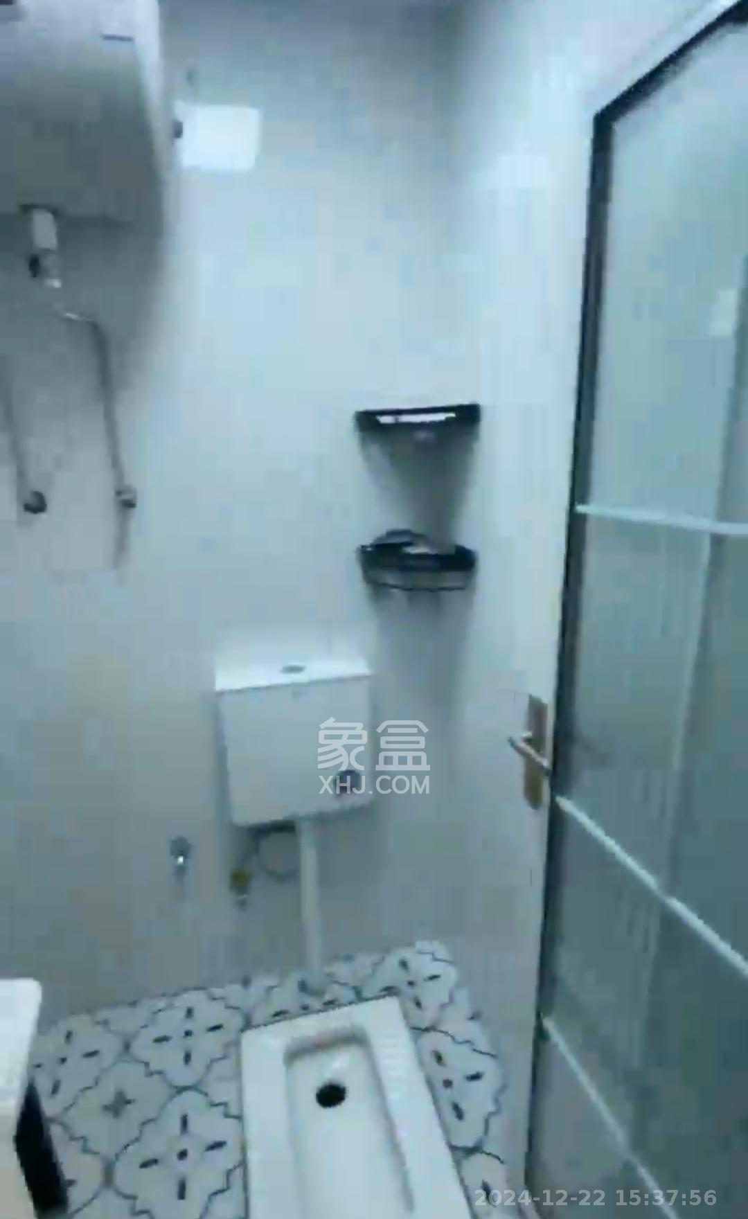 鸿铭中心  1室1厅1卫   1800.00元/月室内图