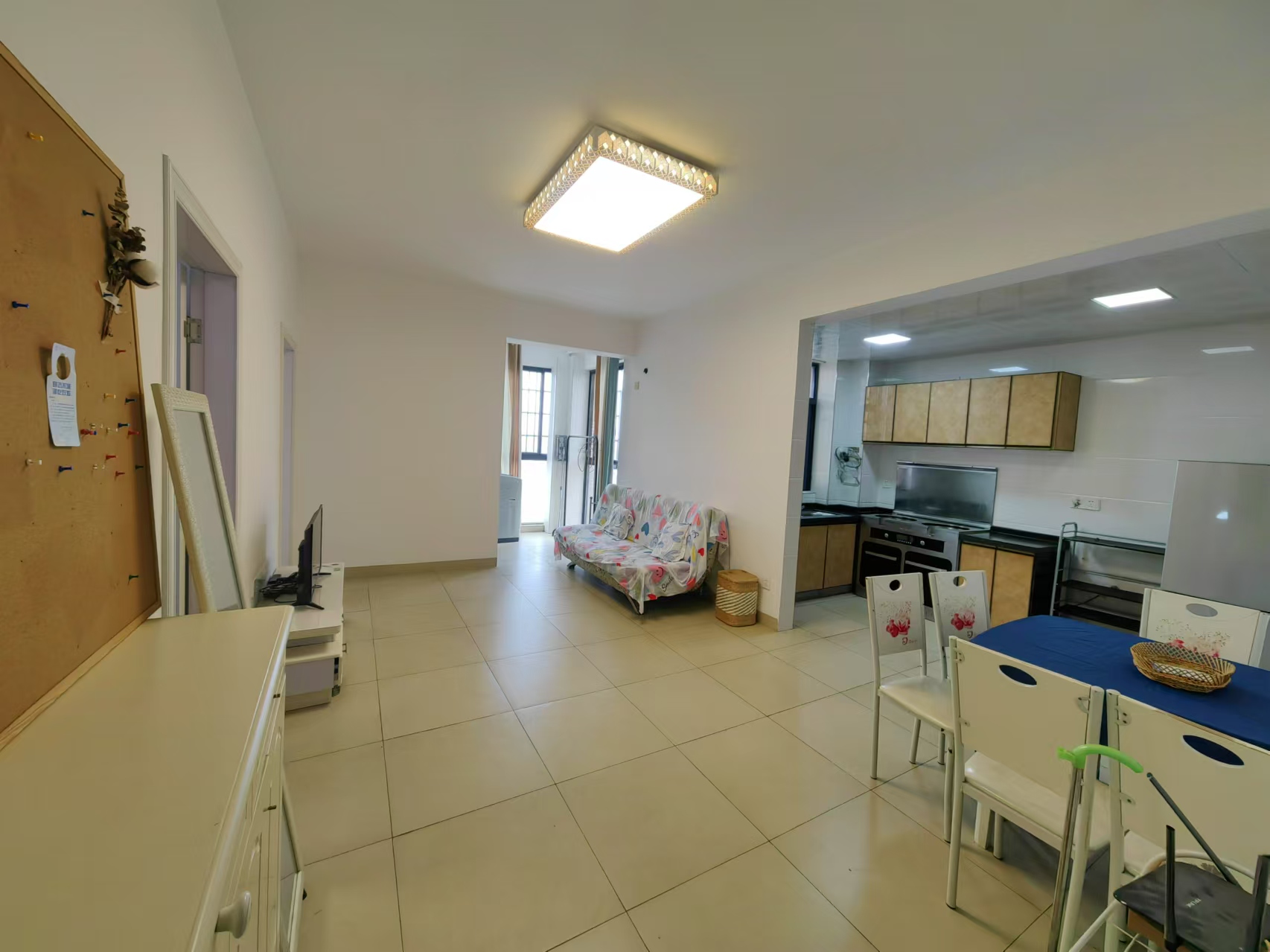 金山俪园 2室2厅1卫 1580.0元/月 金山俪园 2室2厅1卫 1580.0元/月室内图