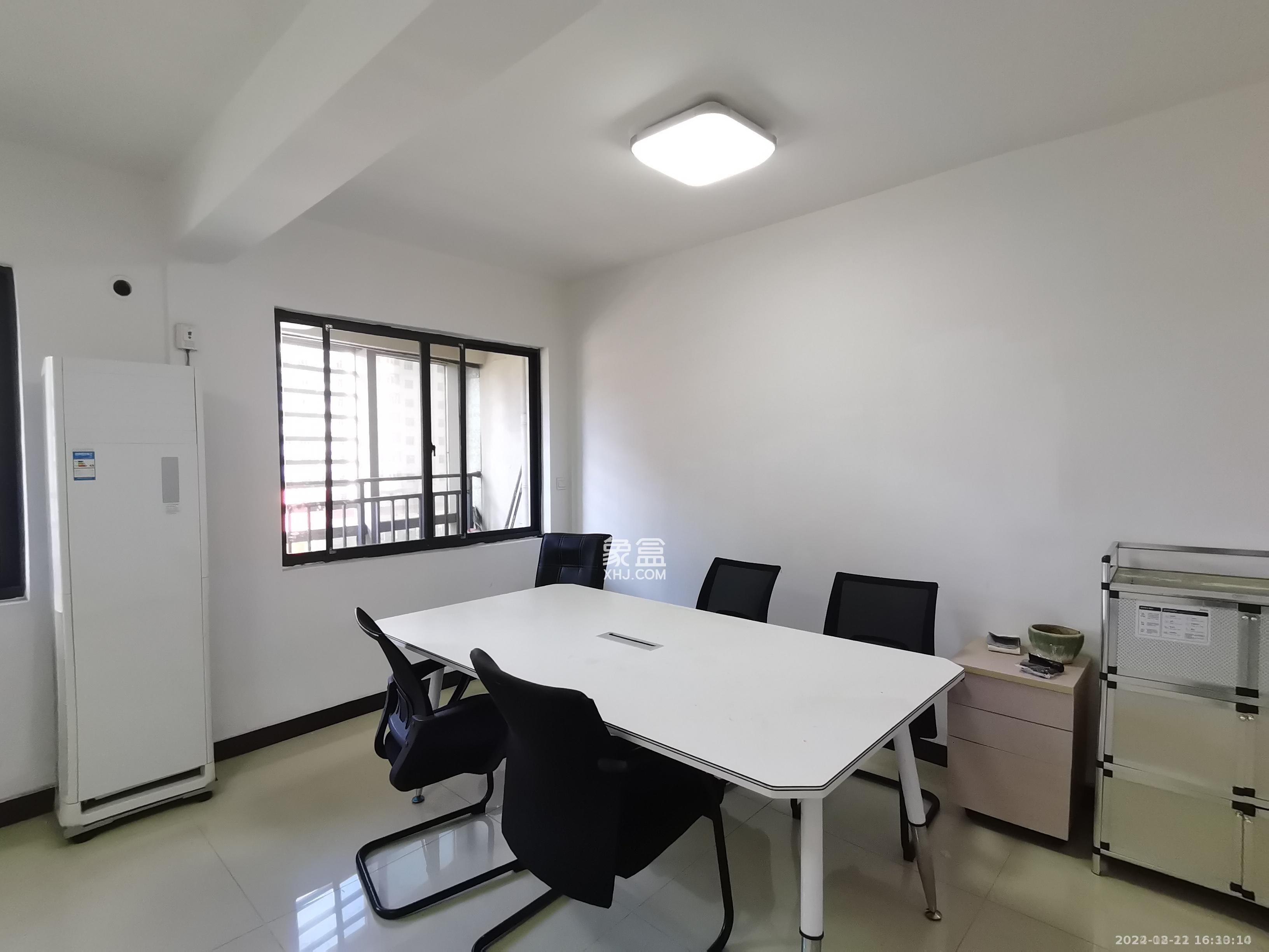 奥克斯广场 2室2厅1卫 3700.0元/月 奥克斯广场 2室2厅1卫 3700.0元/月室内图