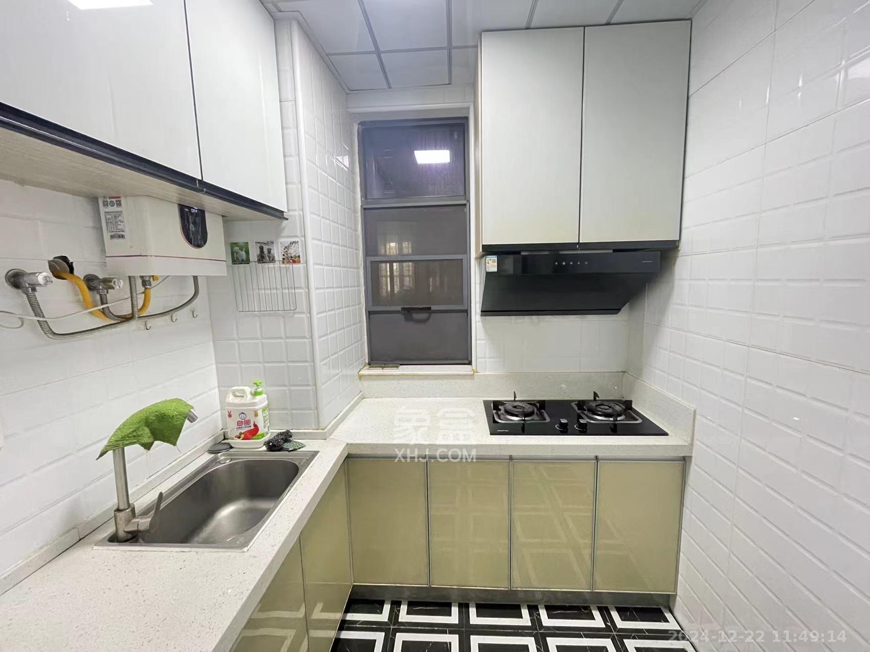 嘉雨兴园  2室1厅1卫    2600.0元/月室内图