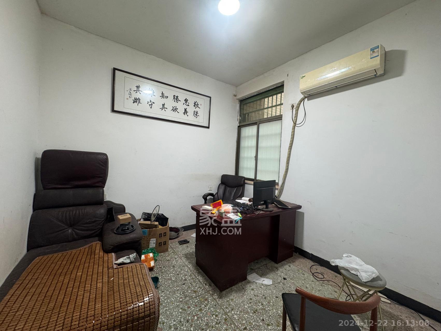 和平小区 3室2厅2卫 2500.0元/月 和平小区 3室2厅2卫 2500.0元/月室内图