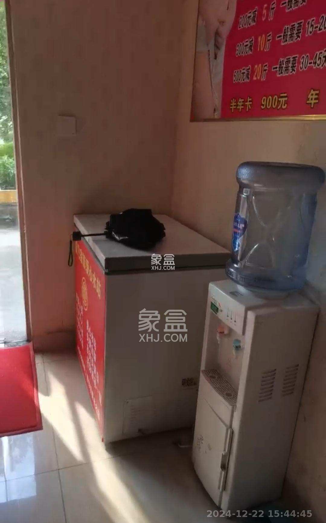 红旗区四片 1室1厅1卫 3500.0元/月 红旗区四片 1室1厅1卫 3500.0元/月室内图