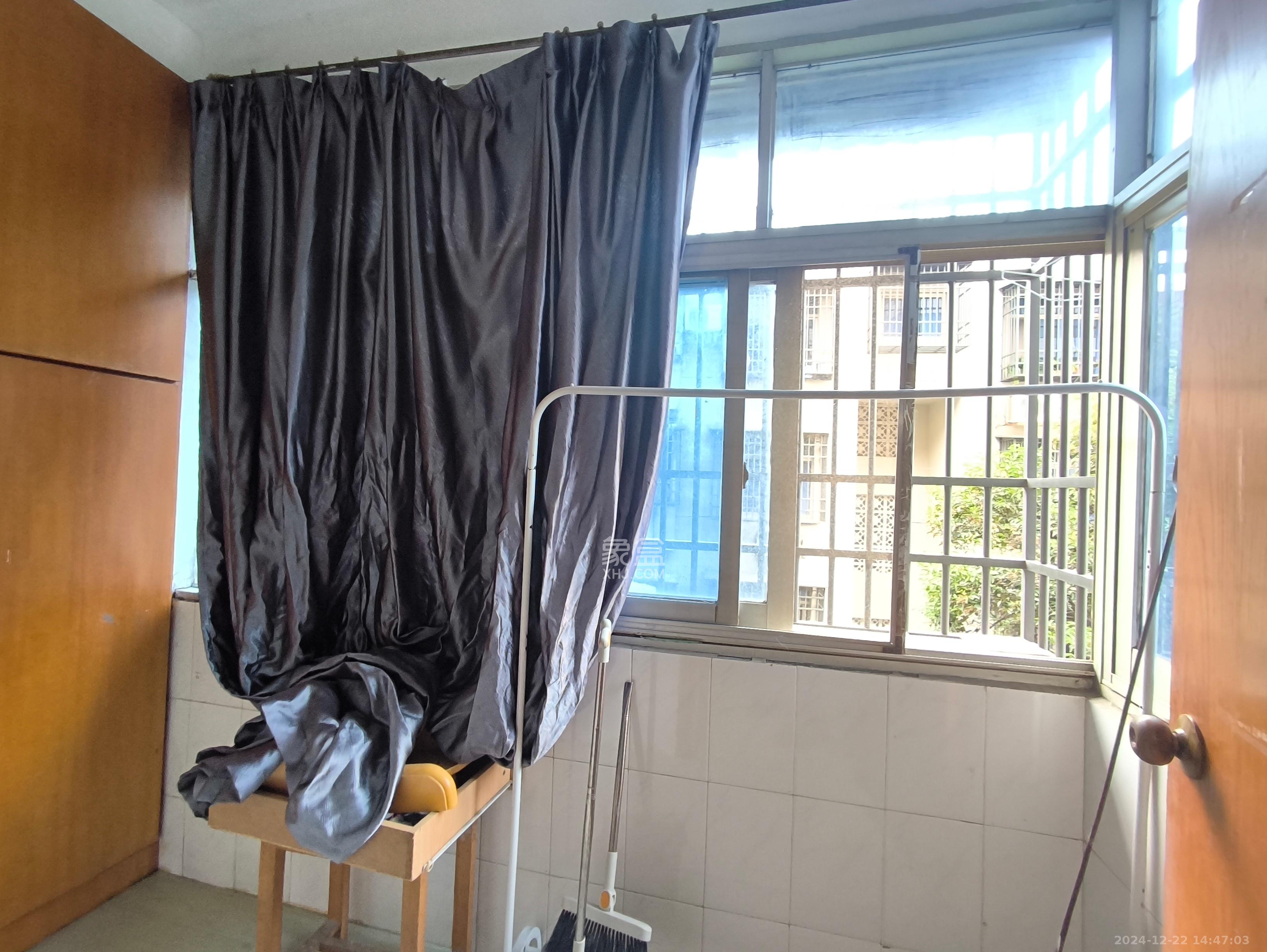 工农新村(工农桥社区) 1室1厅1卫 1800.0元/月 工农新村(工农桥社区) 1室1厅1卫 1800.0元/月室内图