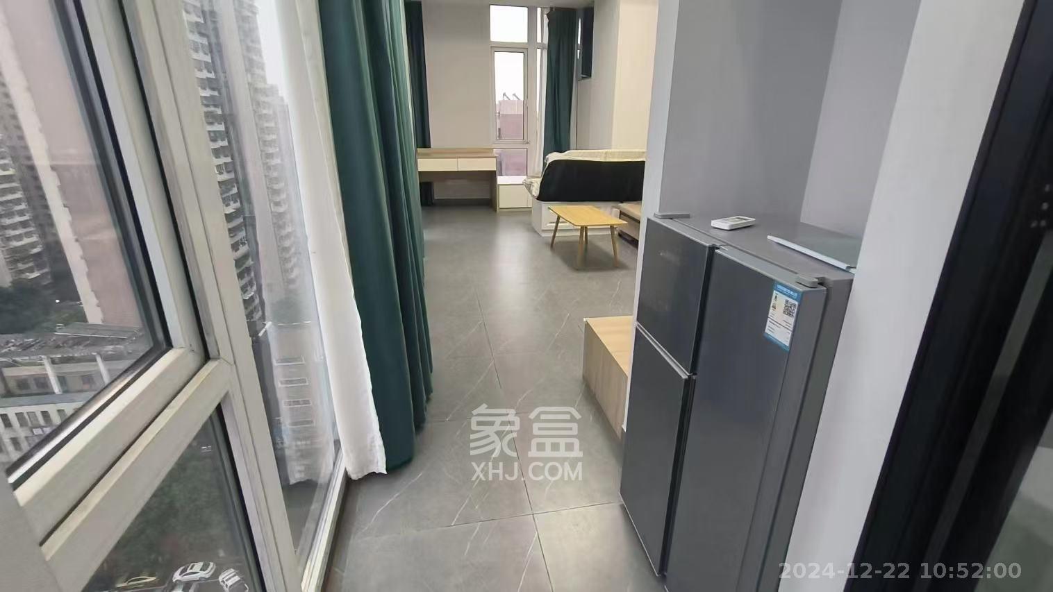 绿地之窗   53.95㎡     1500.00元/月室内图