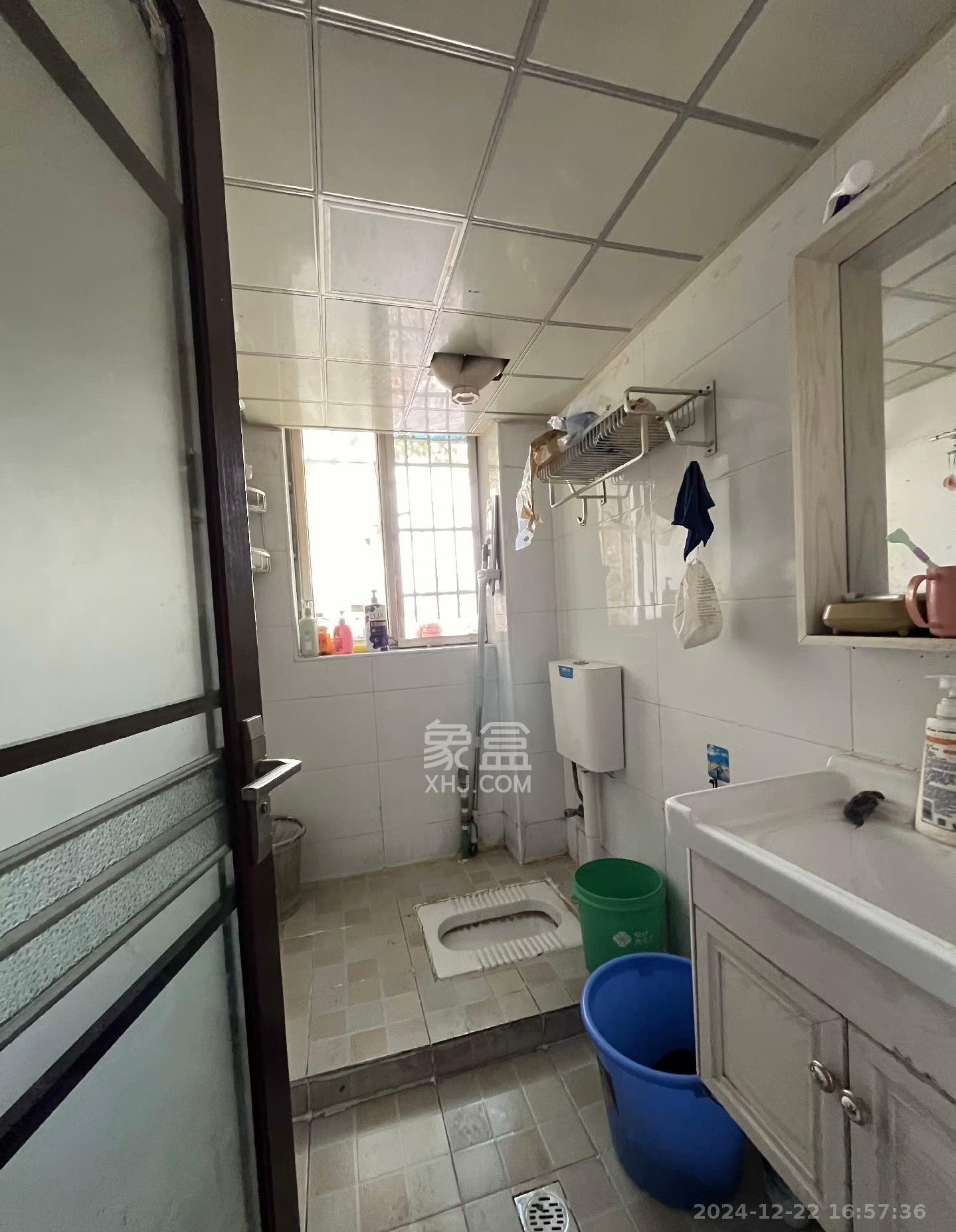 富绿新村  3室2厅1卫    2000.0元/月 富绿新村  3室2厅1卫    2000.0元/月室内图