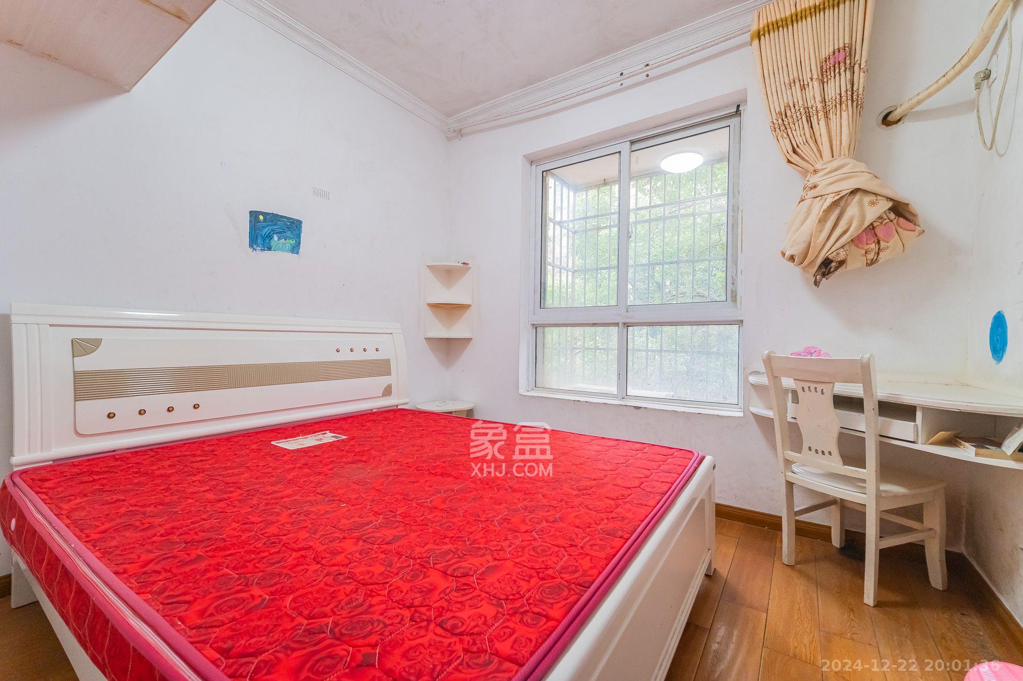 爱琴海岸 1室2厅2卫 1700.0元/月 爱琴海岸 1室2厅2卫 1700.0元/月室内图