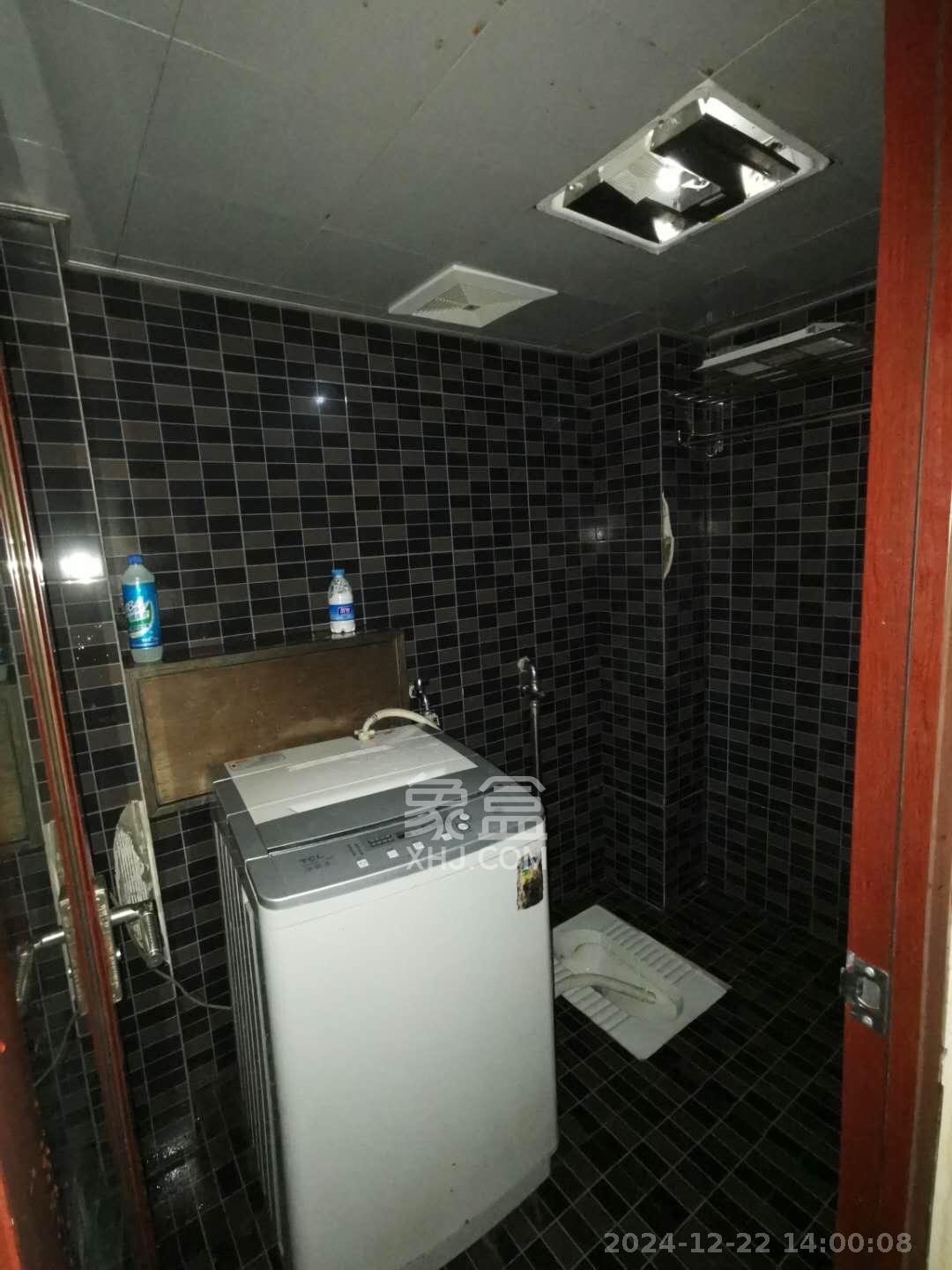 中盛小家碧寓  1室1厅1卫   1700.00元/月室内图